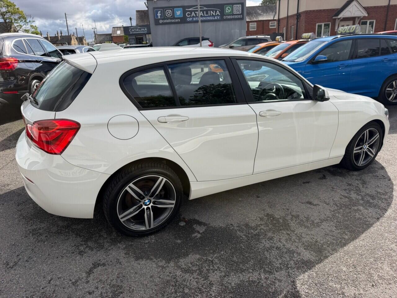 BMW 1 Series view 6