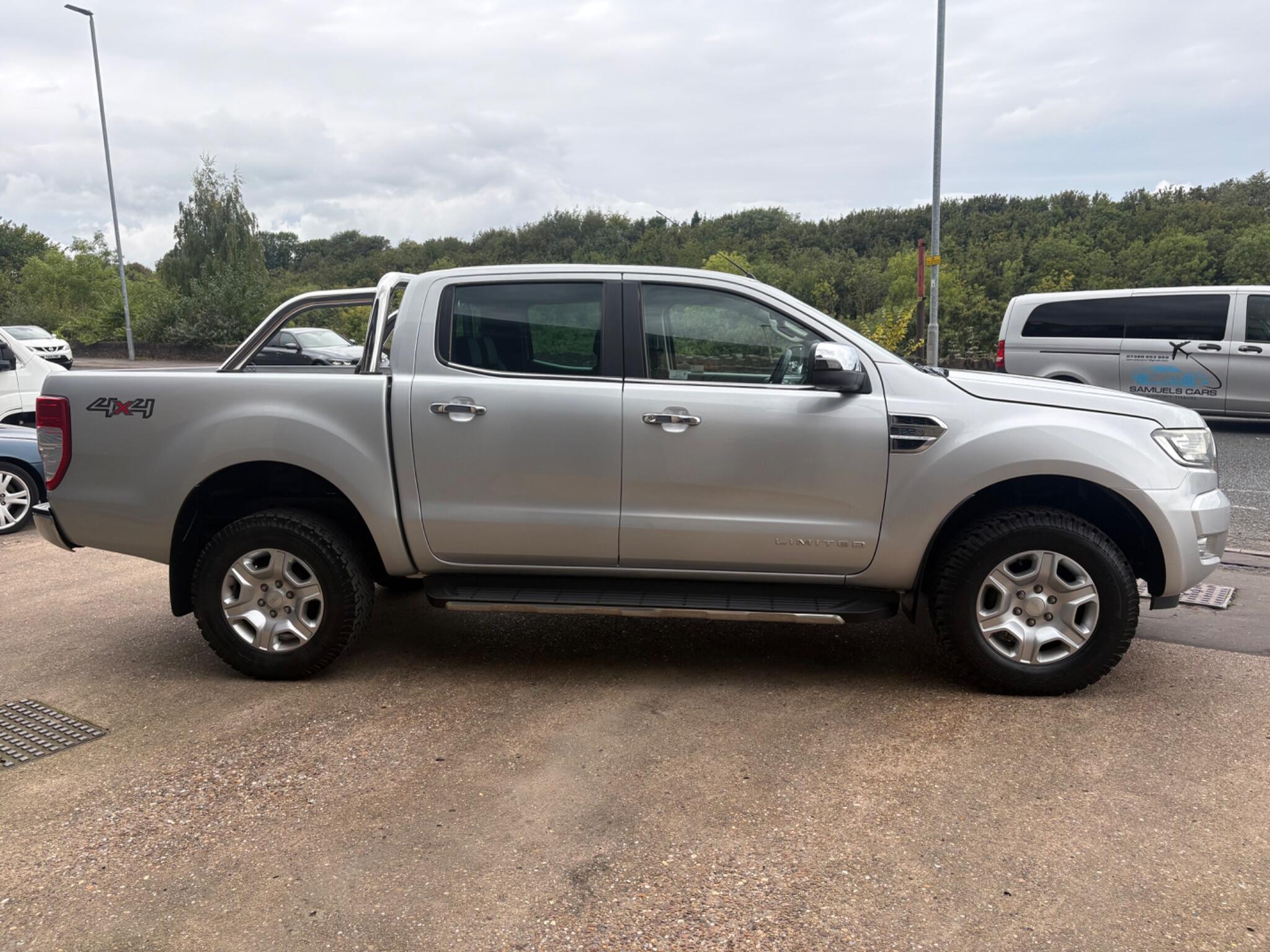 Ford Ranger view 9