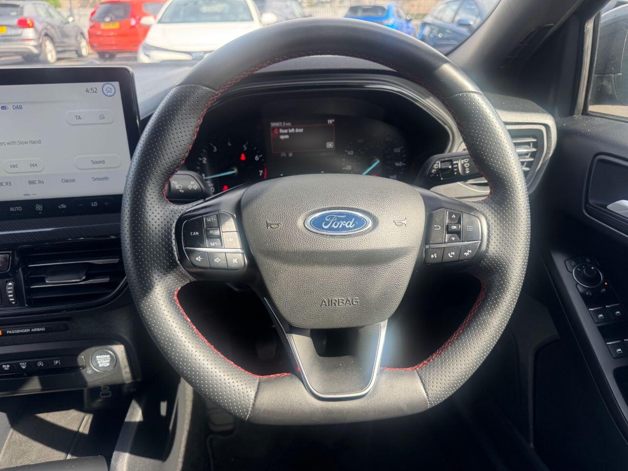 Ford Focus view 24