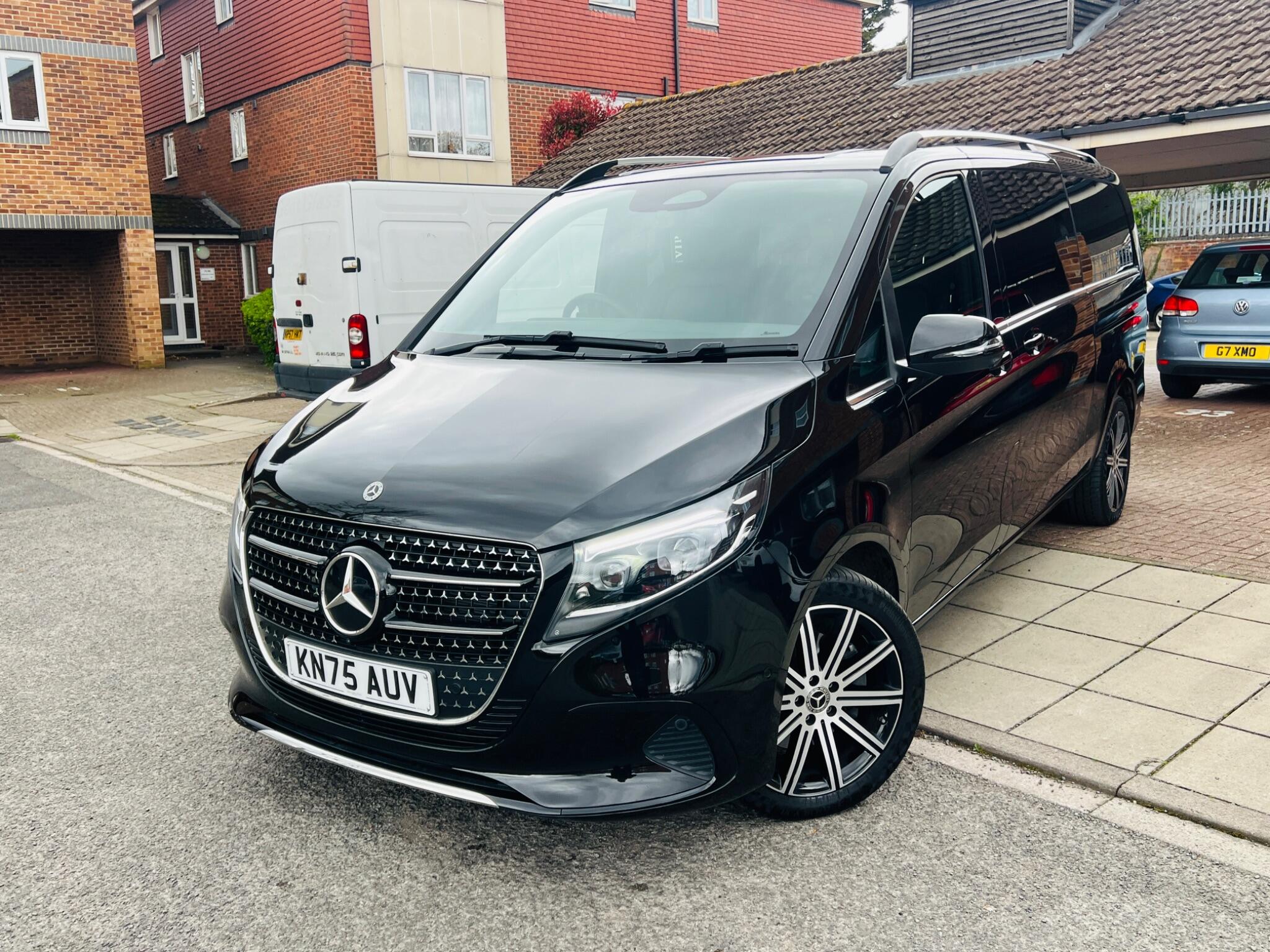 Mercedes-Benz V Class view 2