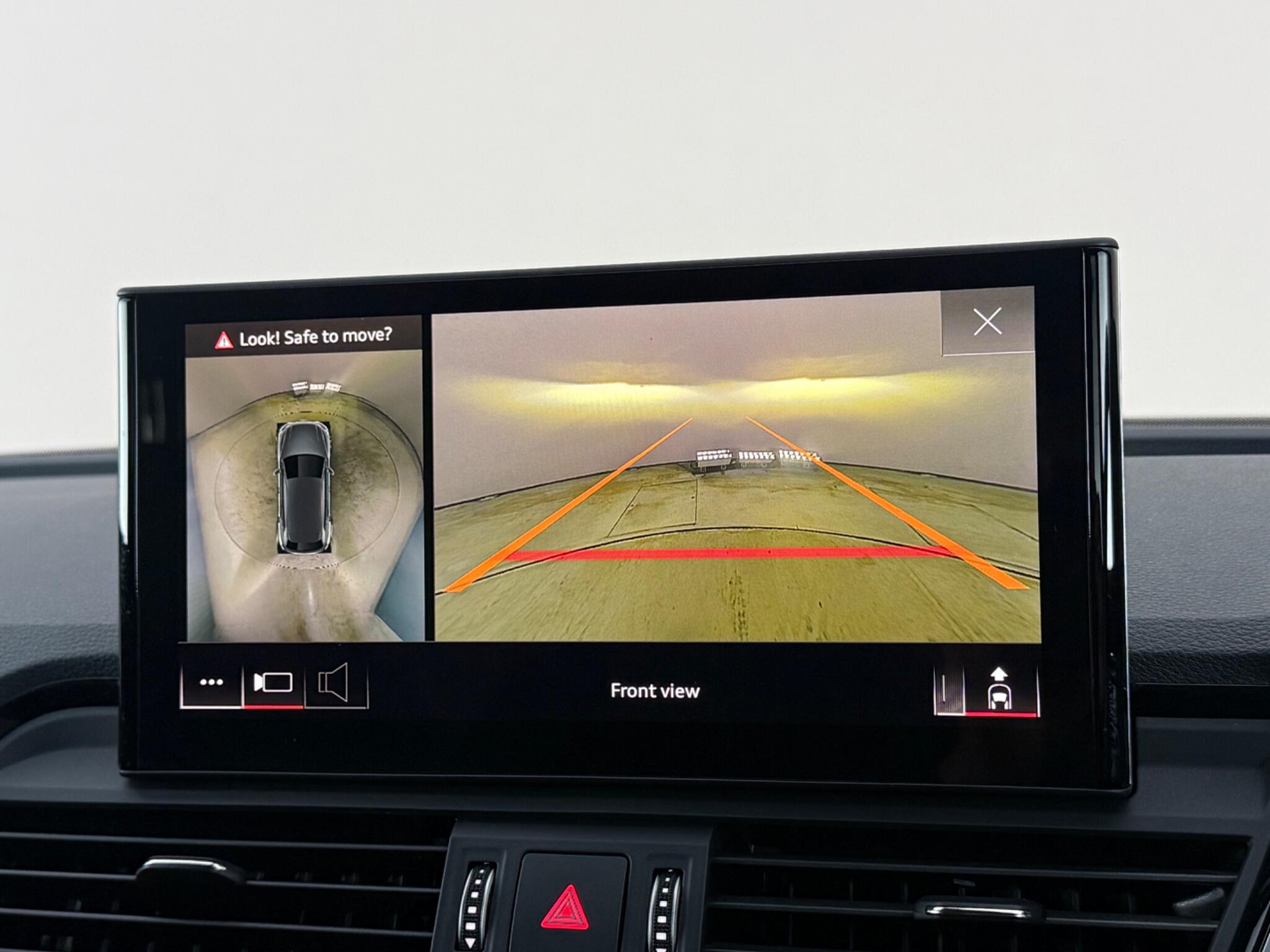 Audi Q5 view 25