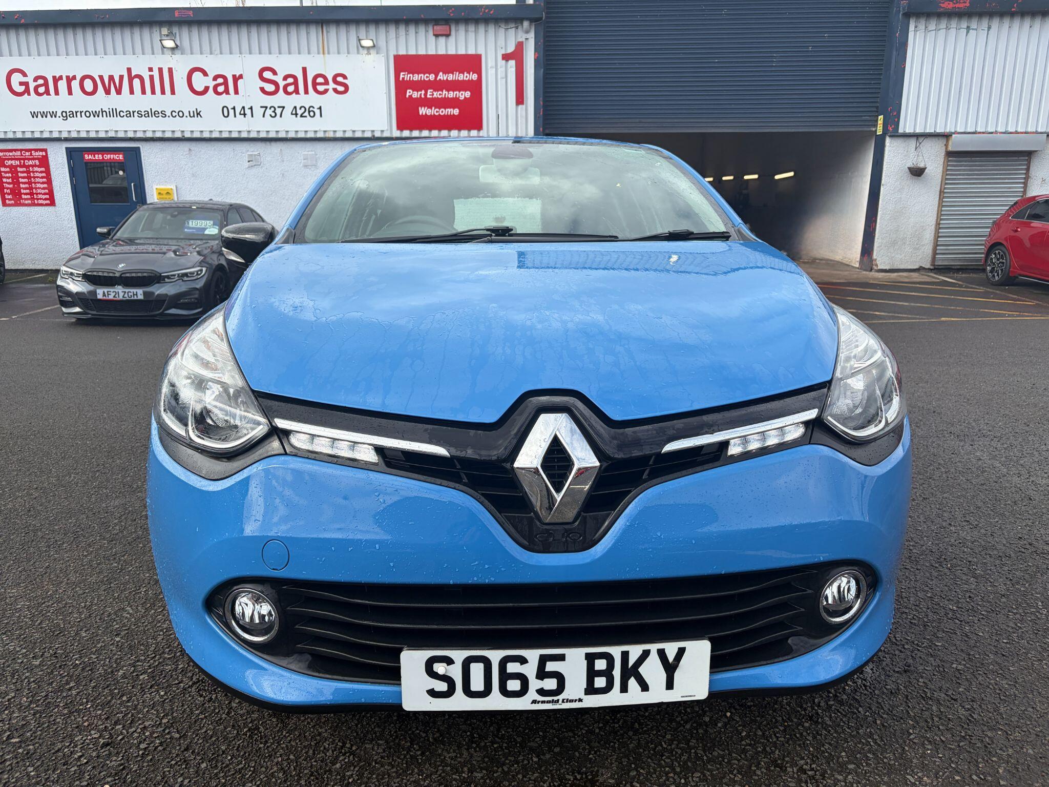 Renault Clio view 6
