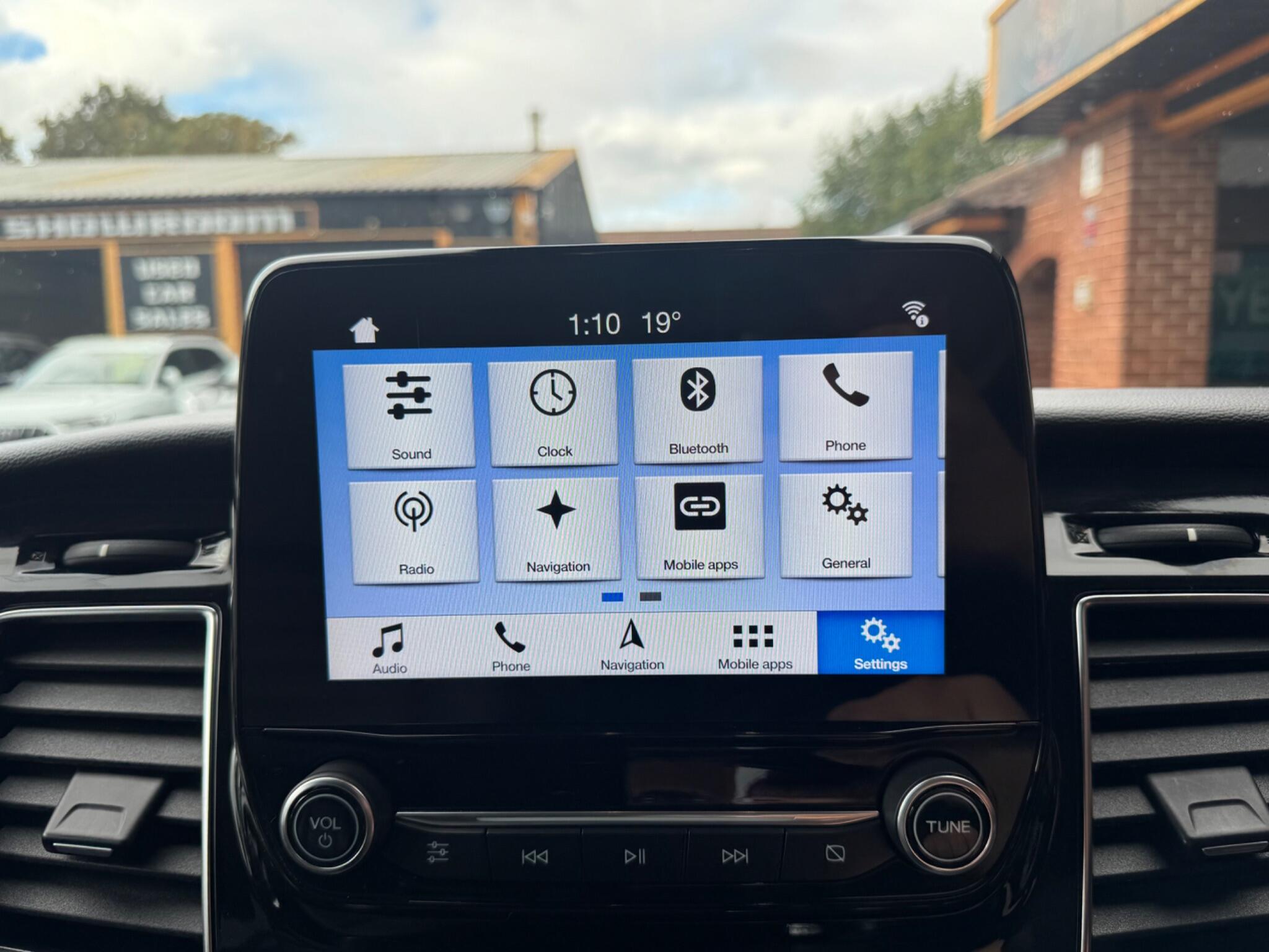 Ford Tourneo Custom view 34