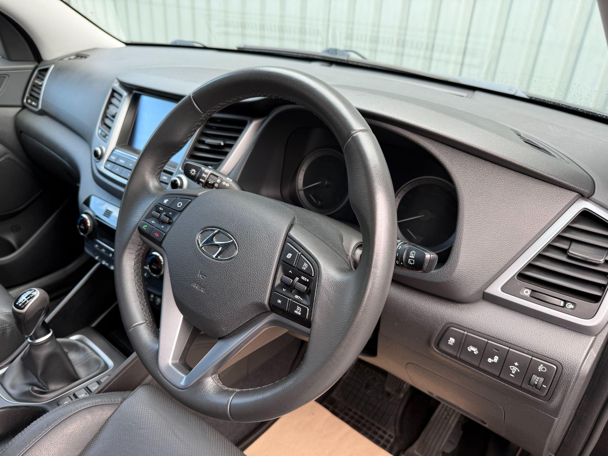 Hyundai Tucson view 14
