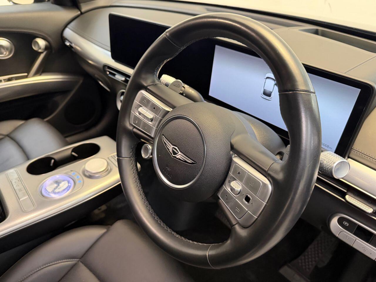 Genesis GV60 view 34