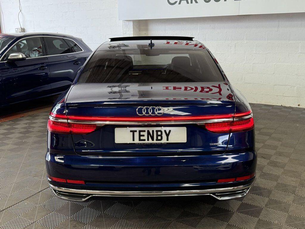 Audi A8 view 10