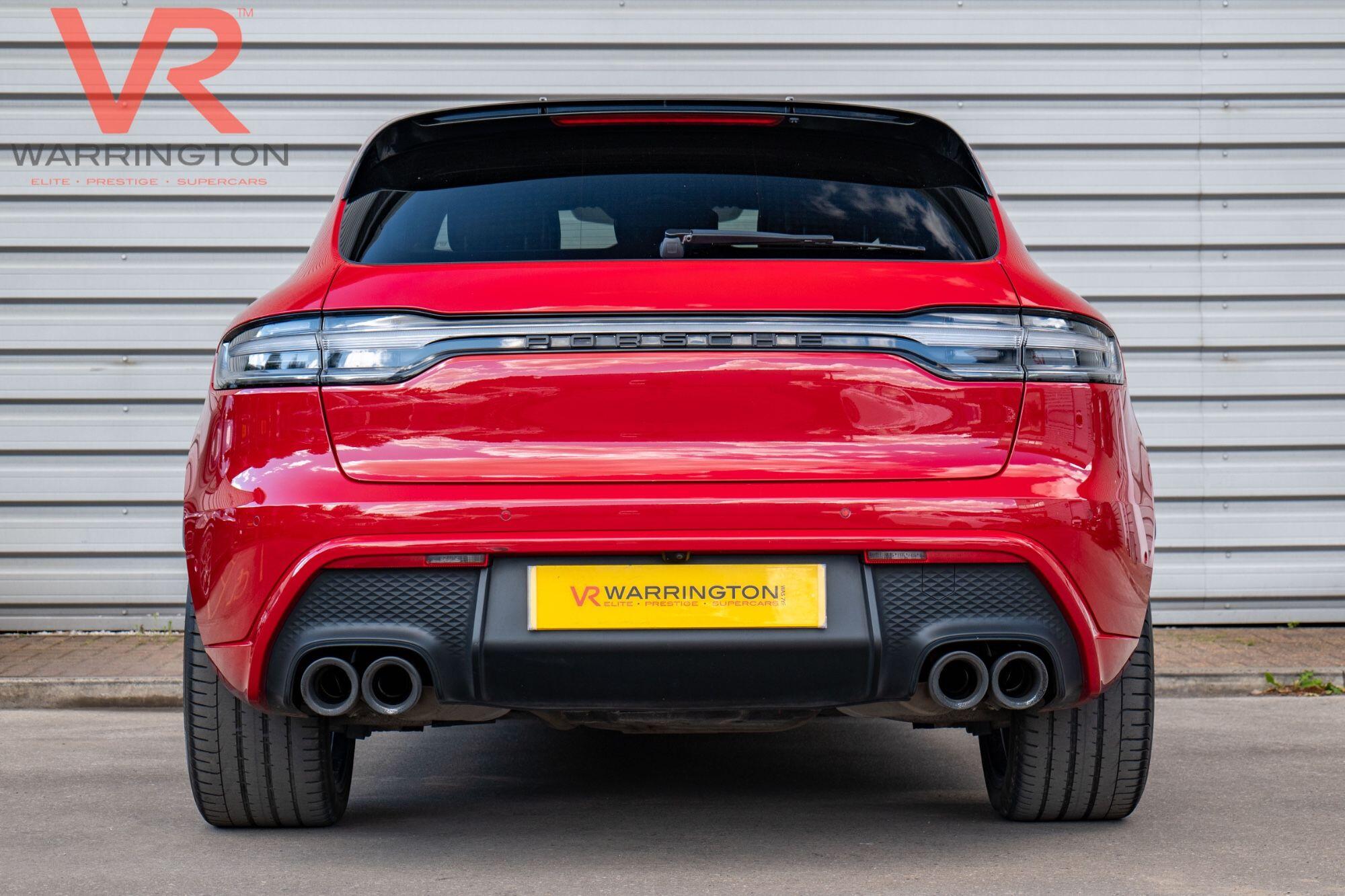 Porsche Macan view 17