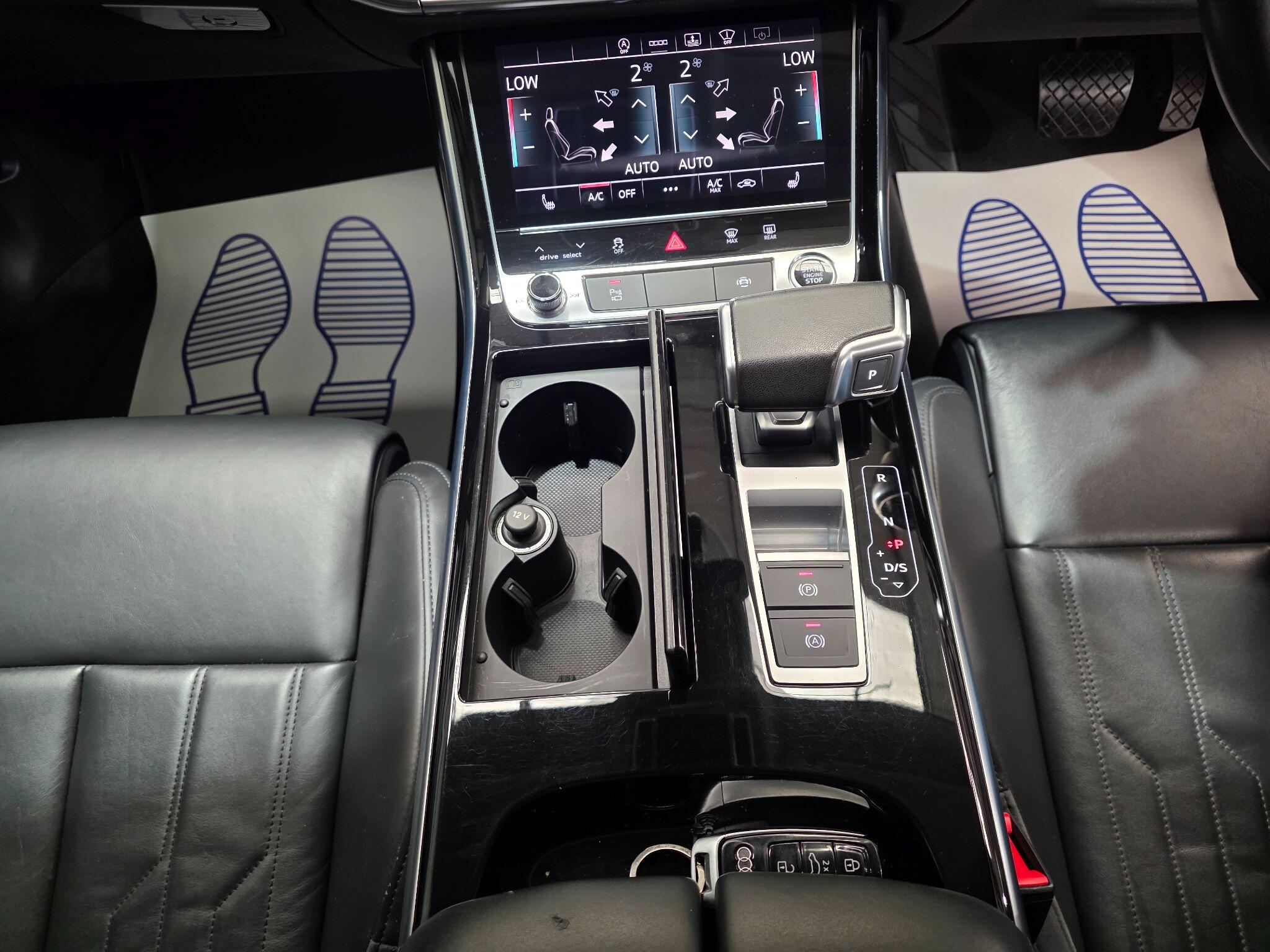 Audi A8 view 12