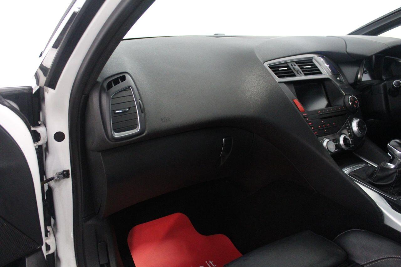 Citroen DS5 view 32