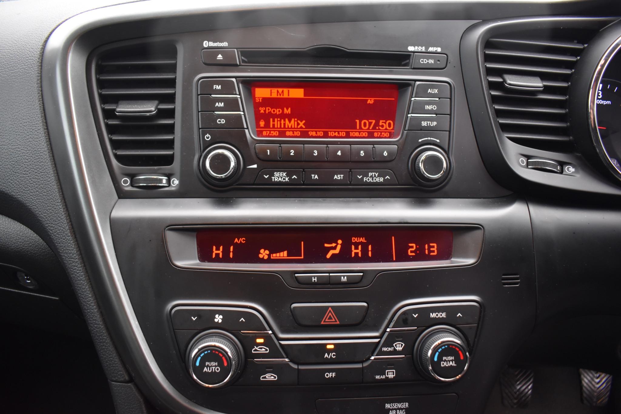 Optima - 1.6 CRDi 2 Euro 6 (s/s) 4dr - Image 33