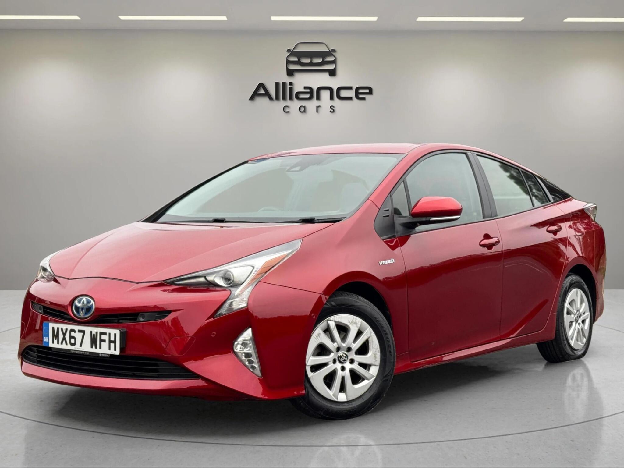 Toyota Prius view 16