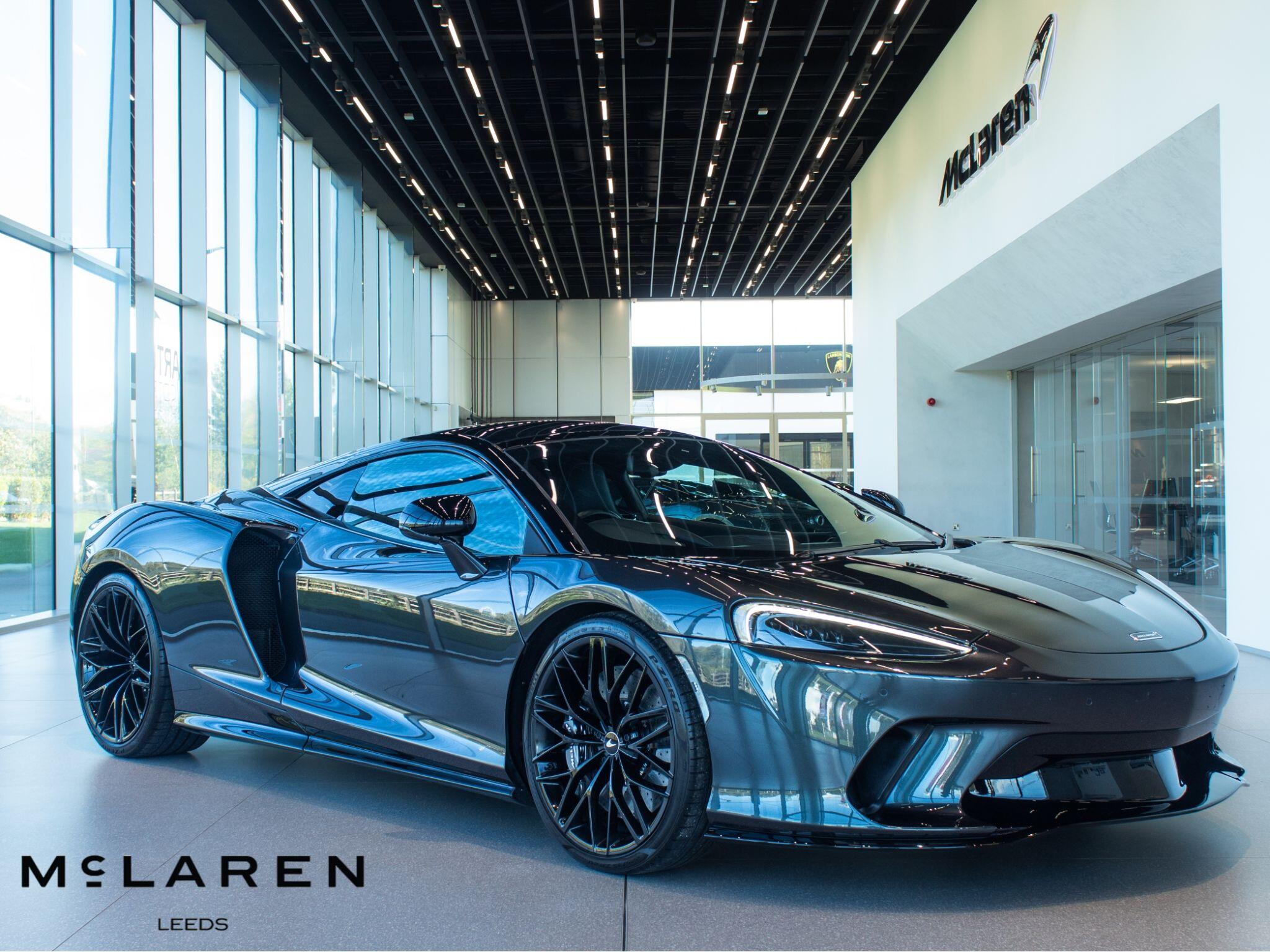 McLaren GT