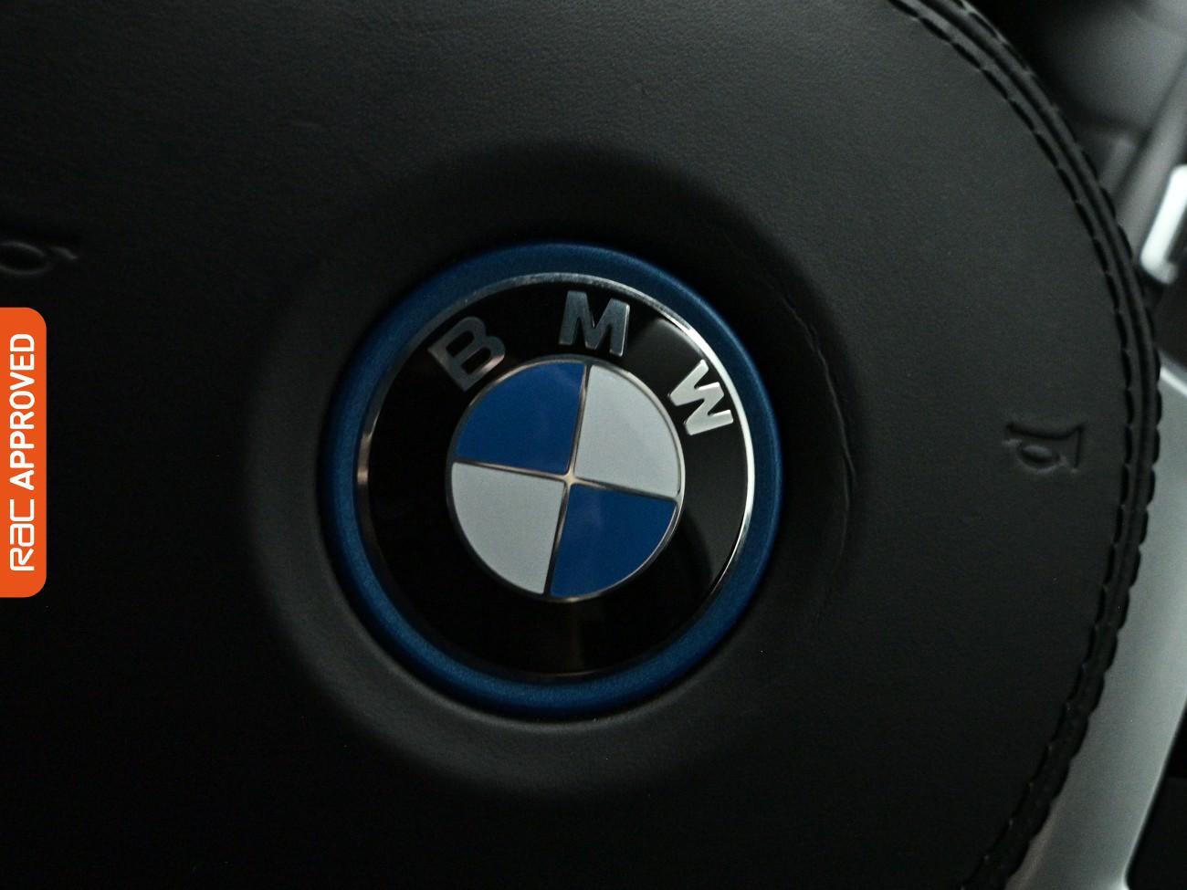 BMW X3 view 26