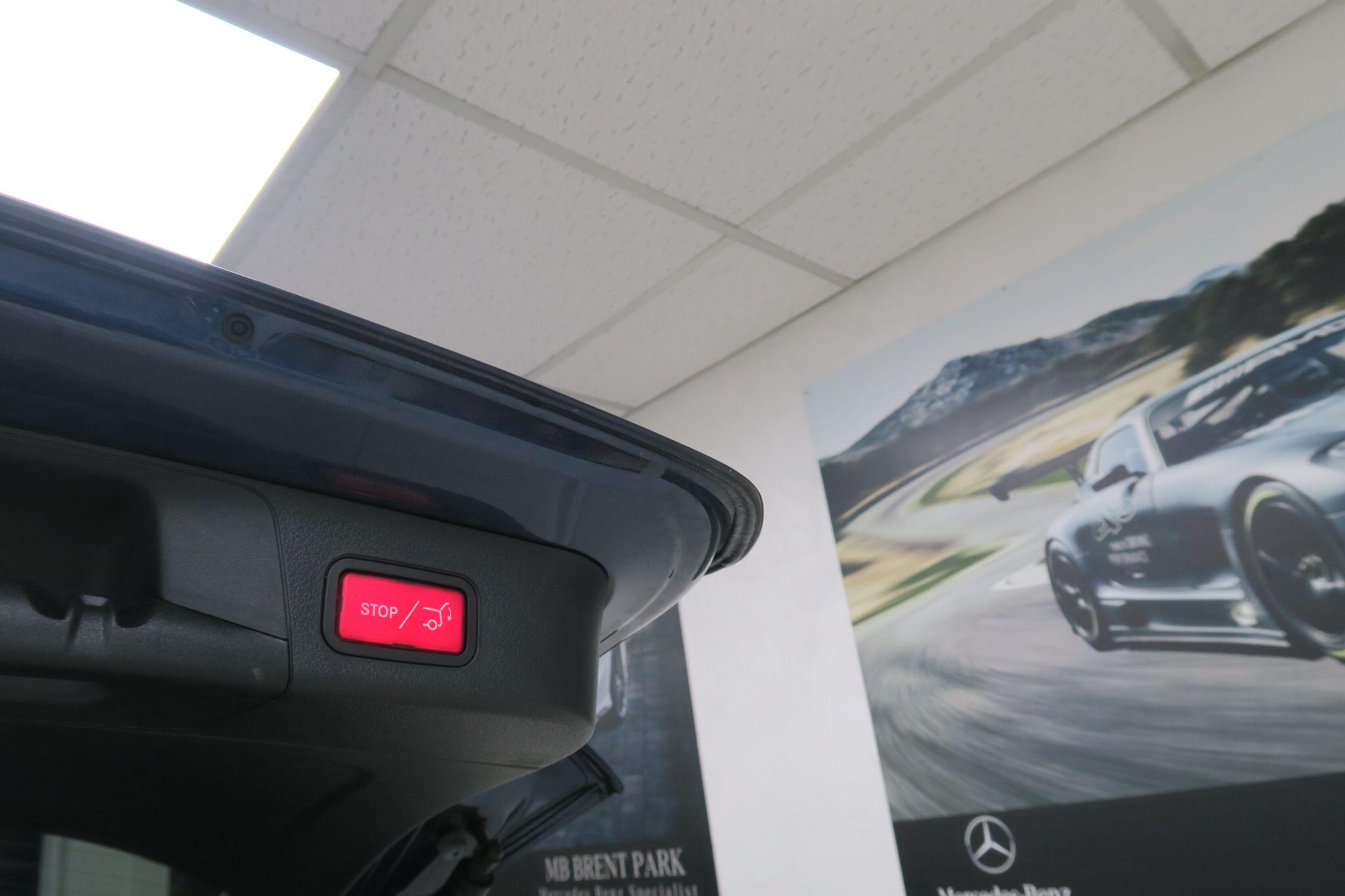 Mercedes-Benz EQB view 21