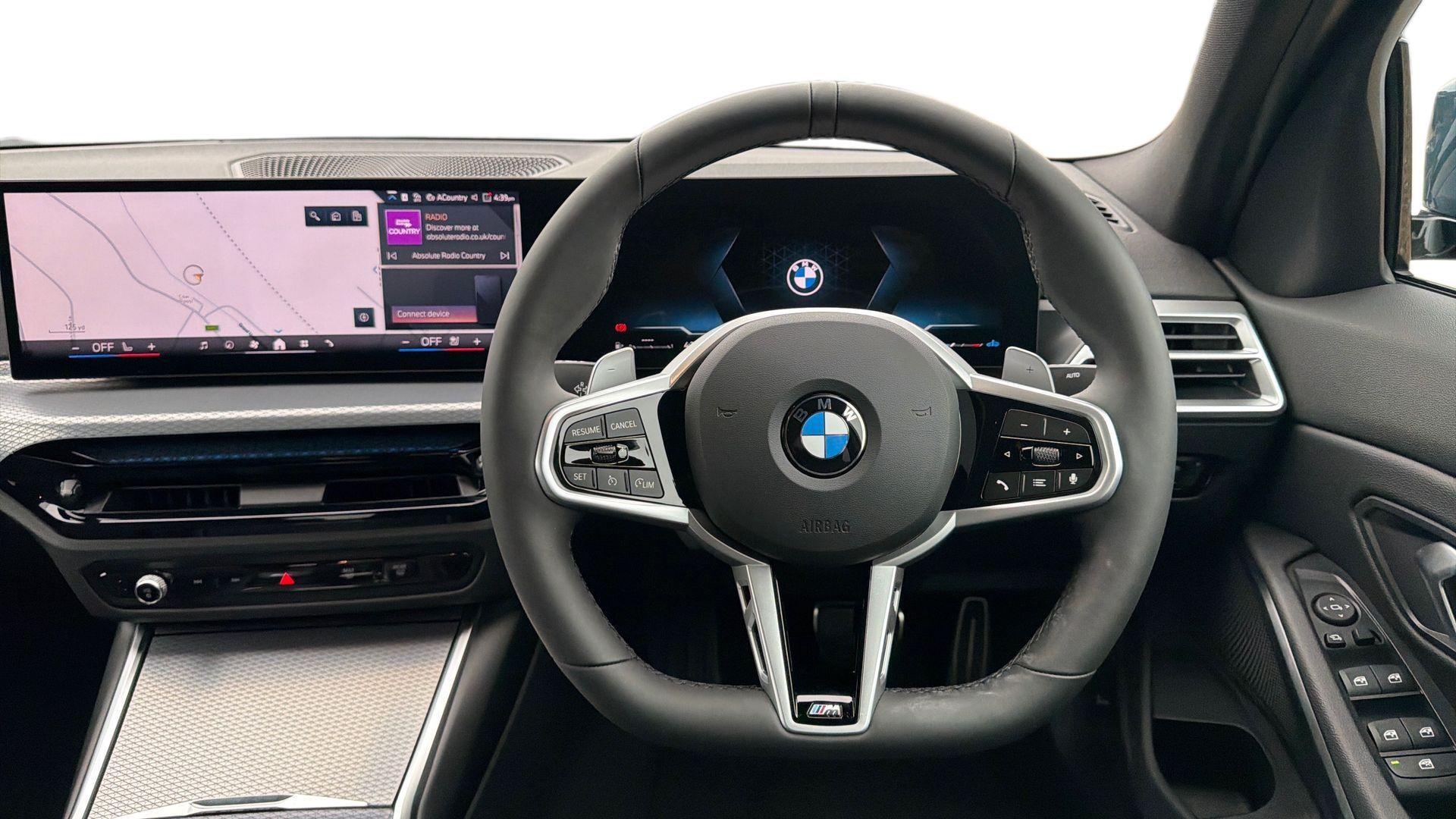BMW 3 Series view 5