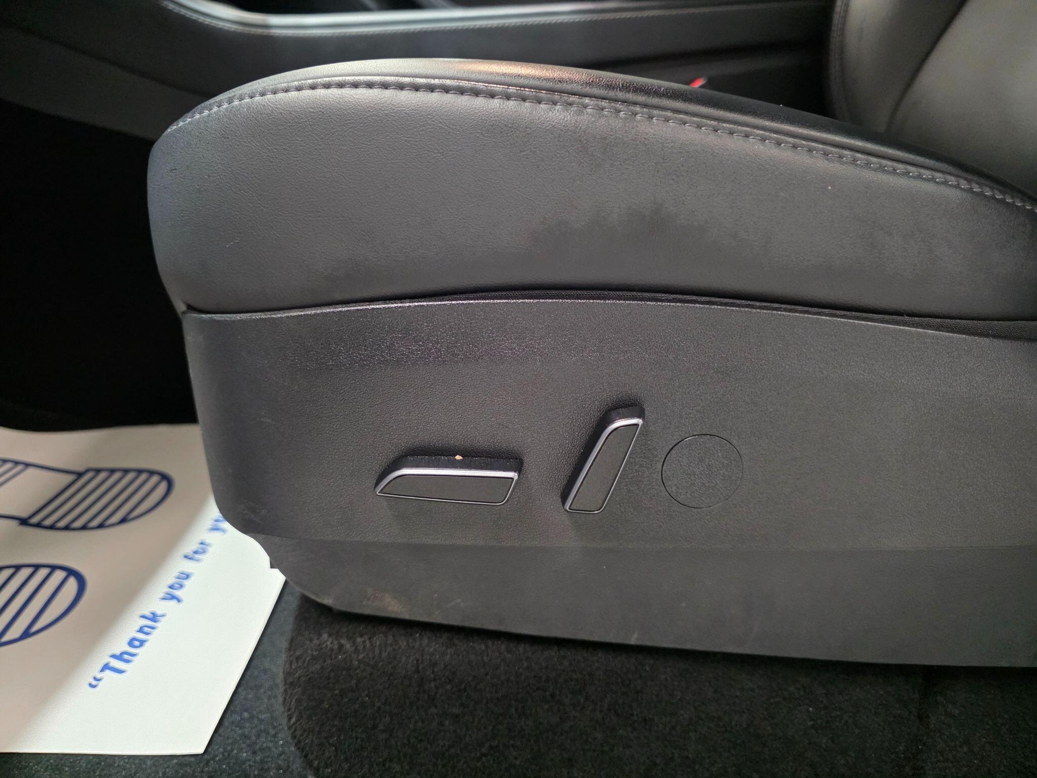Tesla Model Y view 29