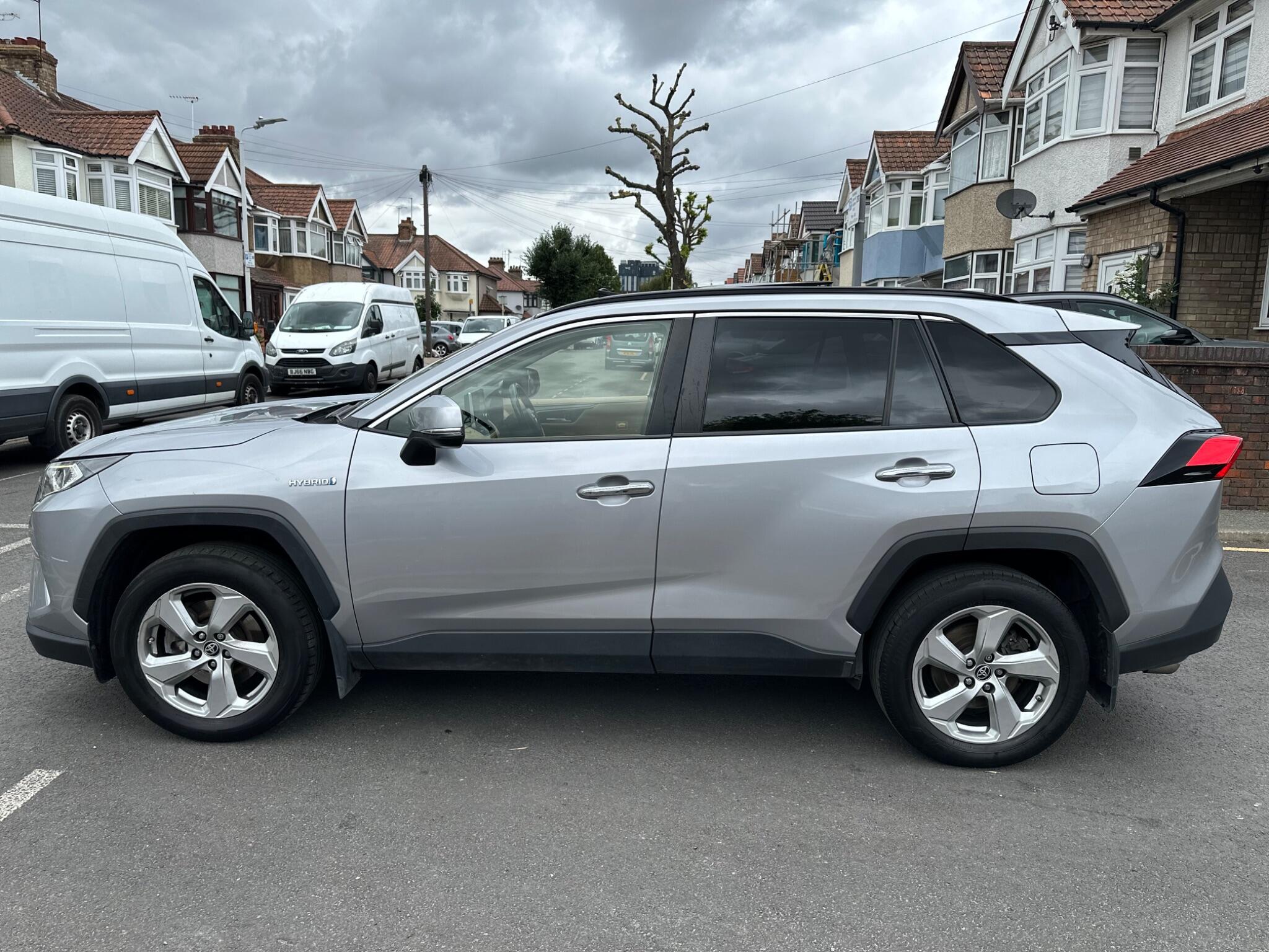 Toyota Rav4 view 7