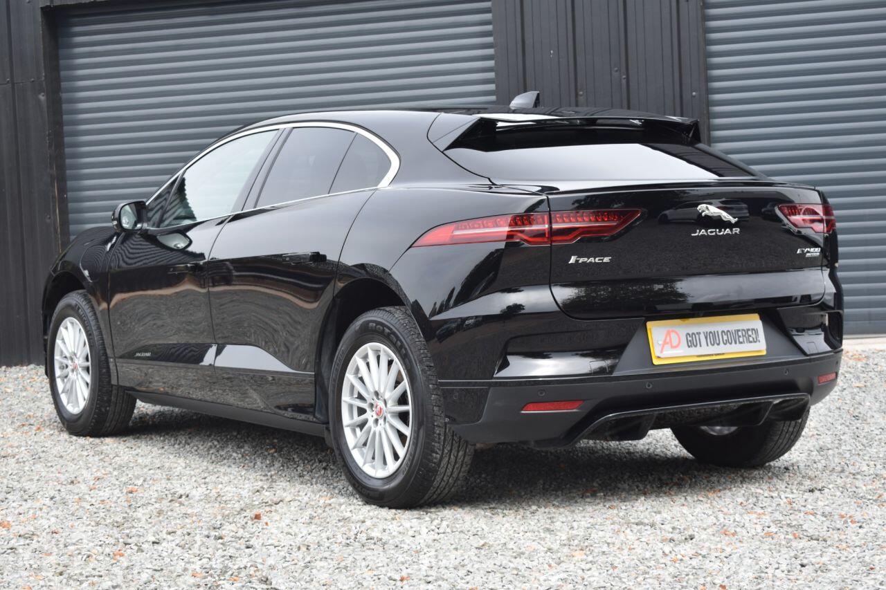 Jaguar I-Pace view 17