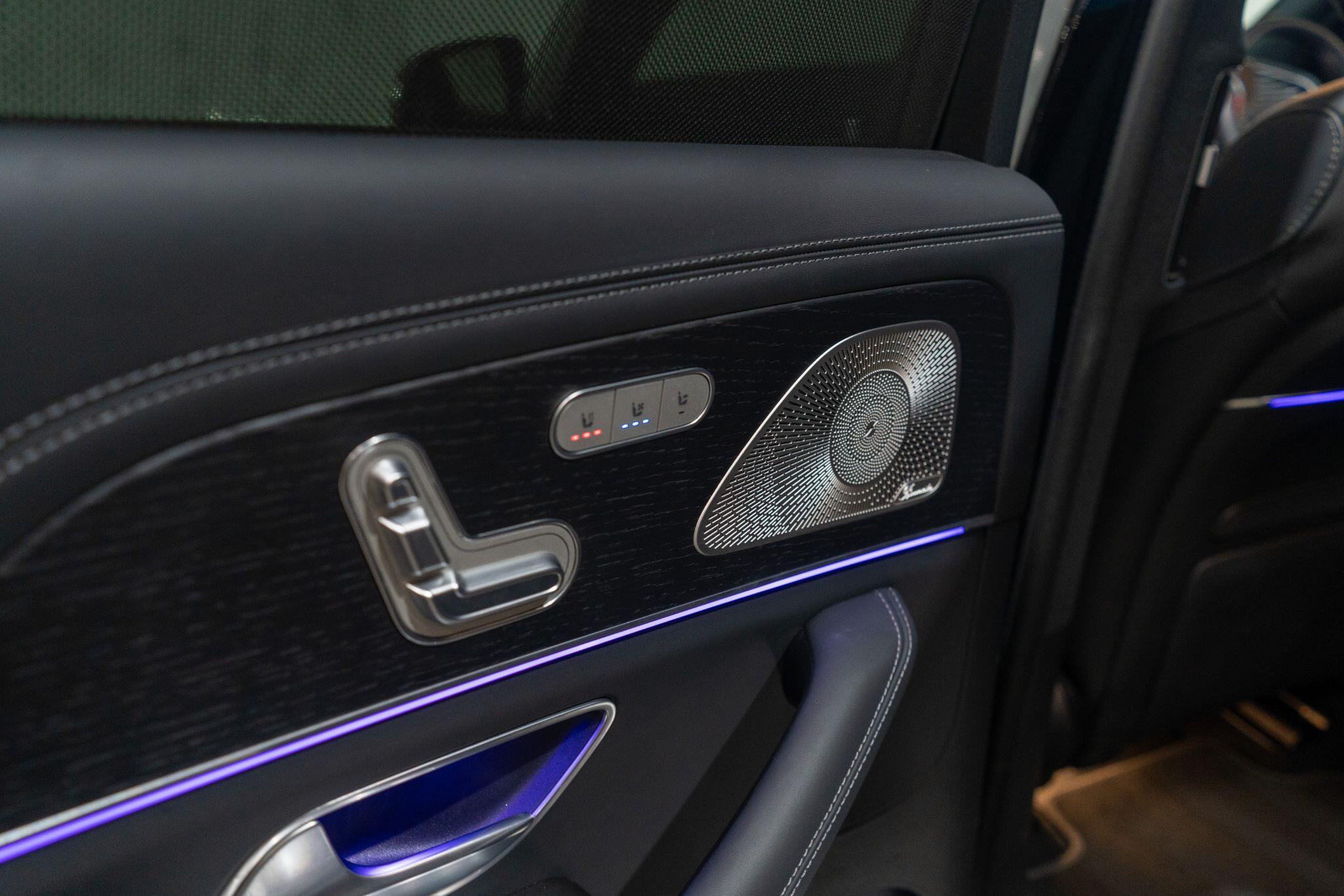 Mercedes-Benz GLS view 19