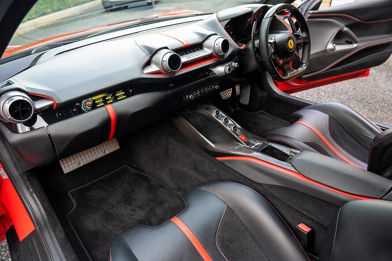 Ferrari 812 view 75