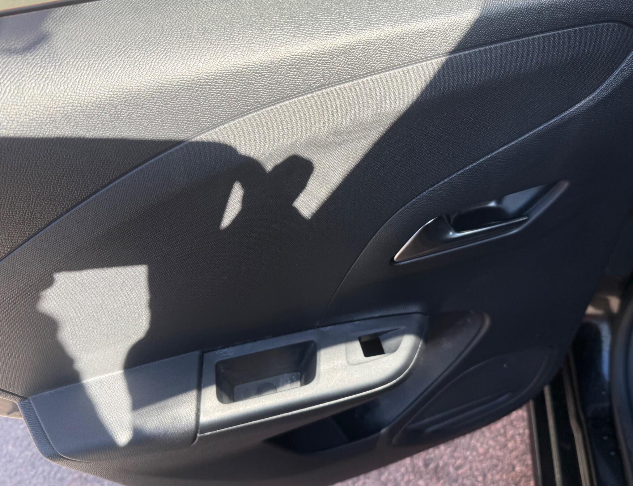 Vauxhall Corsa view 16
