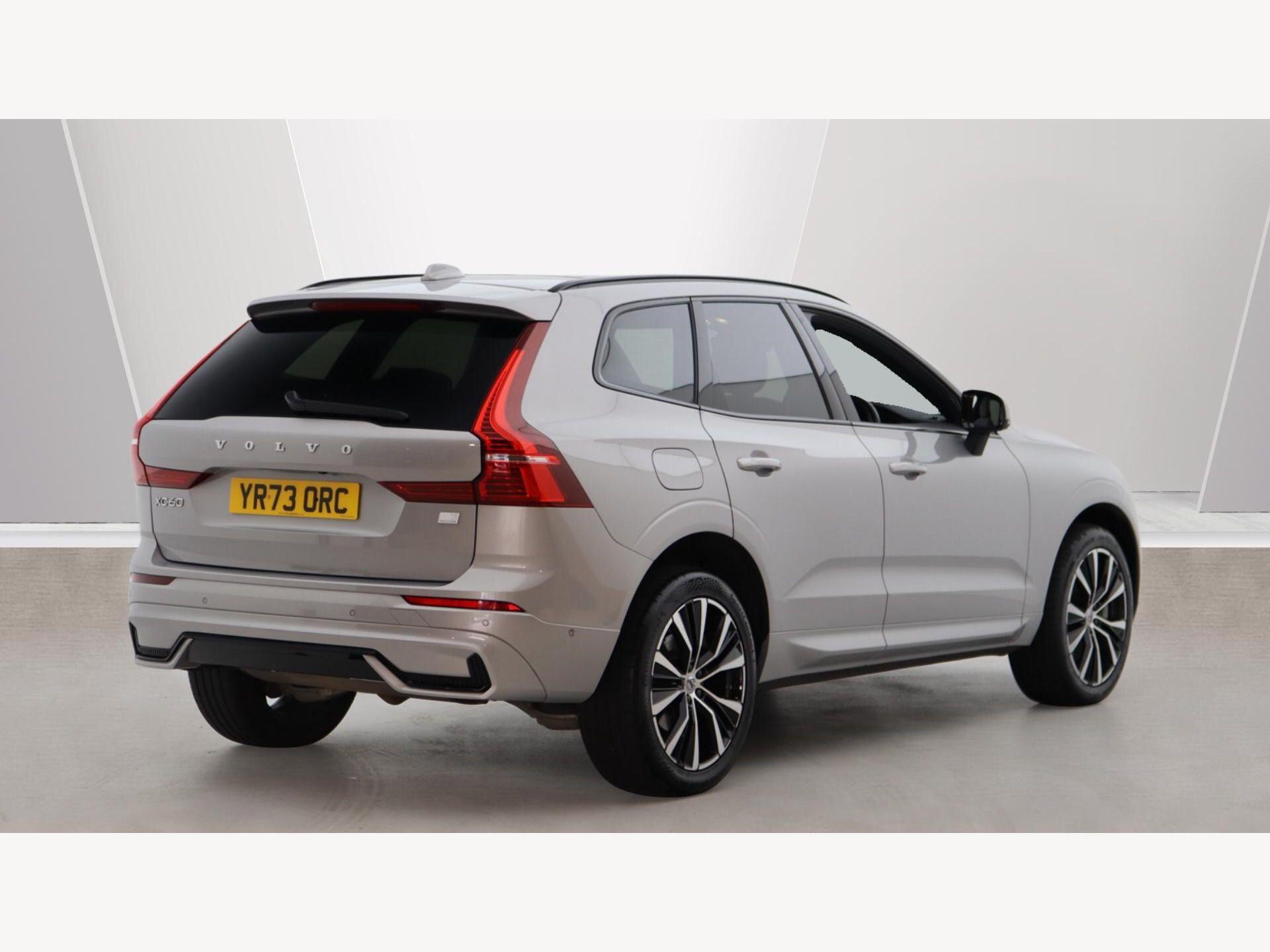 Volvo XC60 view 2