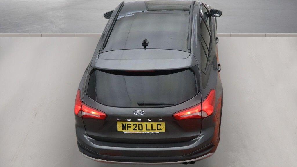 Ford Focus view 10