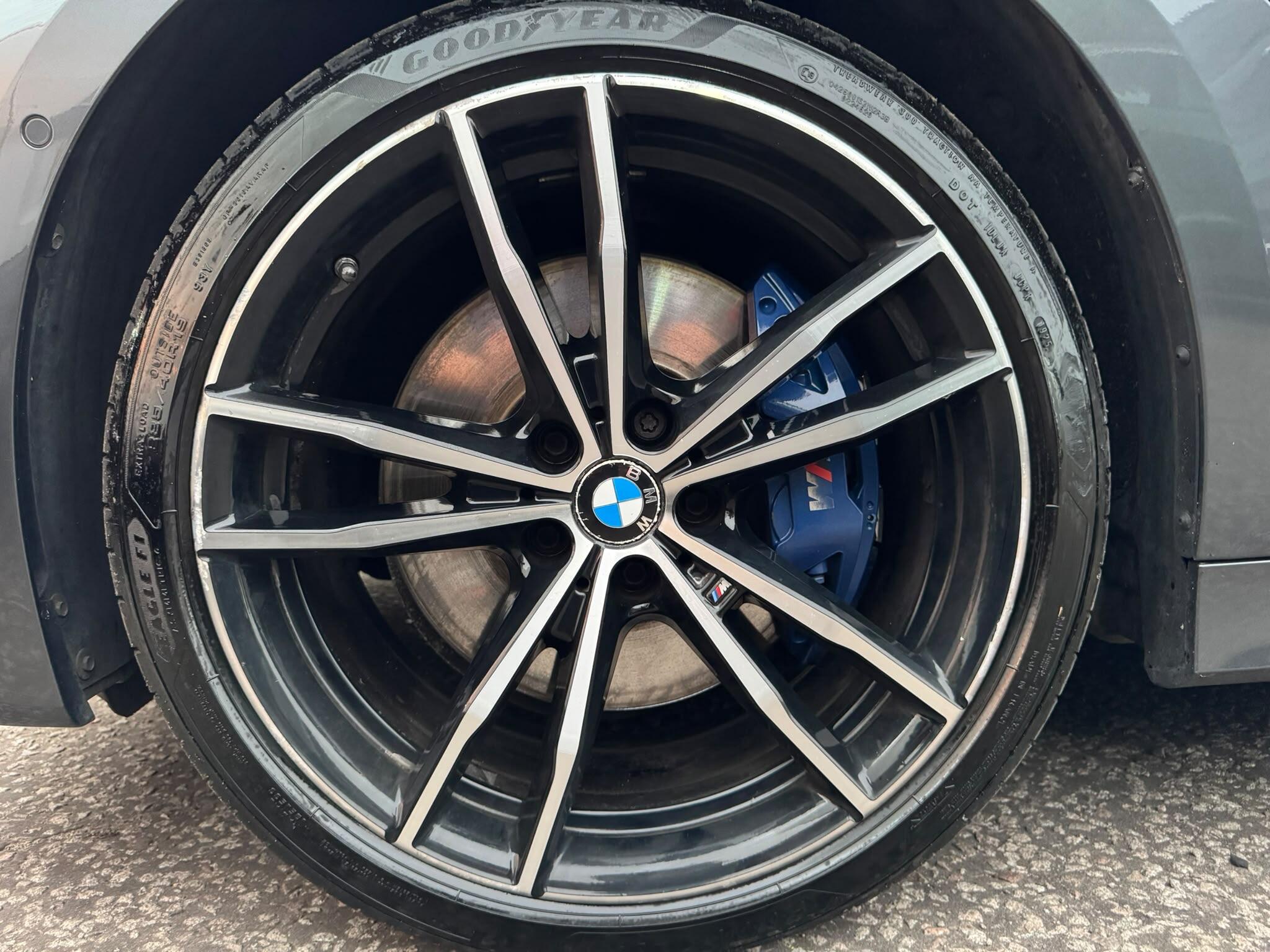 BMW 3 Series view 96