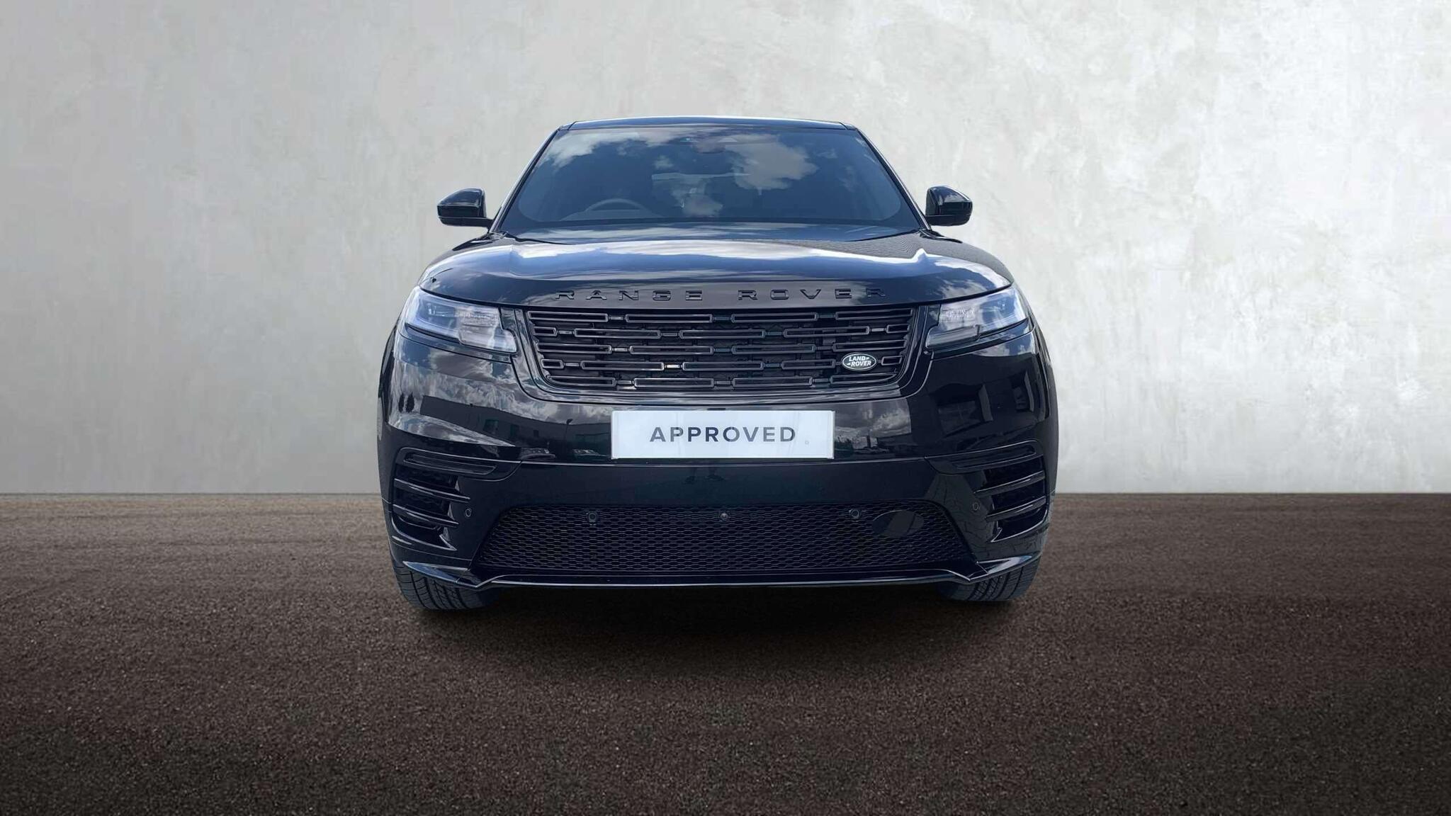 Land Rover Range Rover Velar view 7