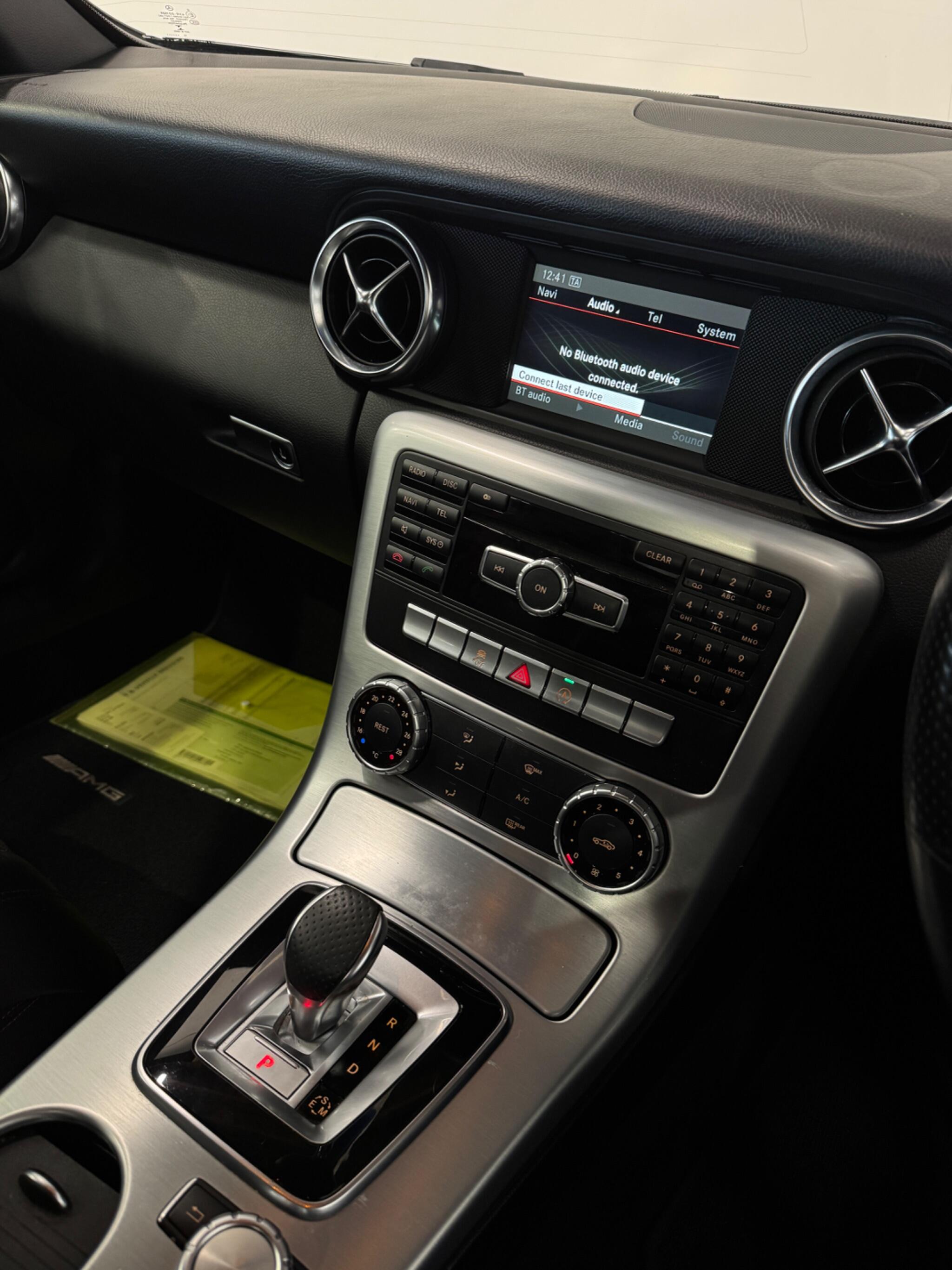 Mercedes-Benz SLK view 19