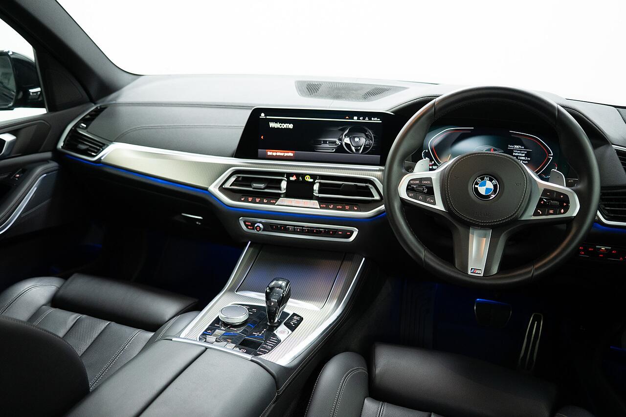 BMW X5 view 7