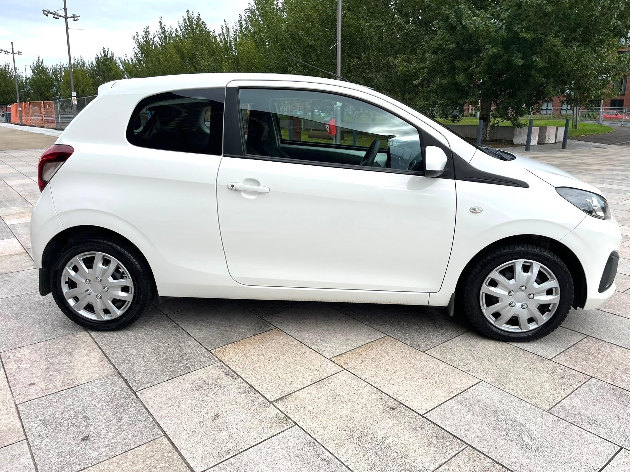 Peugeot 108 view 15