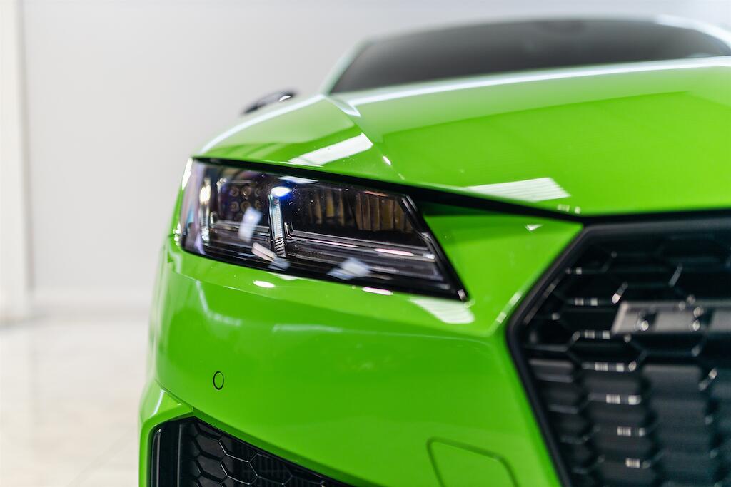 Audi TT RS view 13