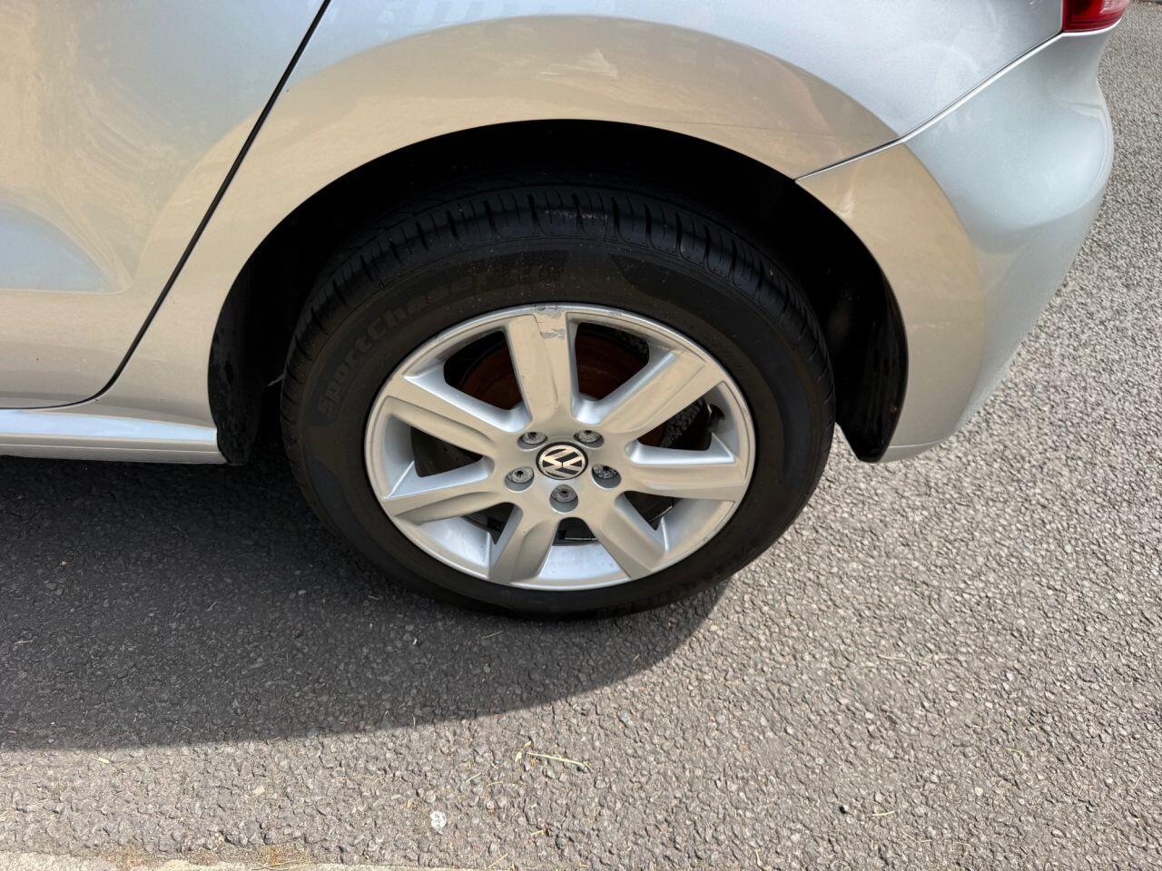 Volkswagen Polo view 28