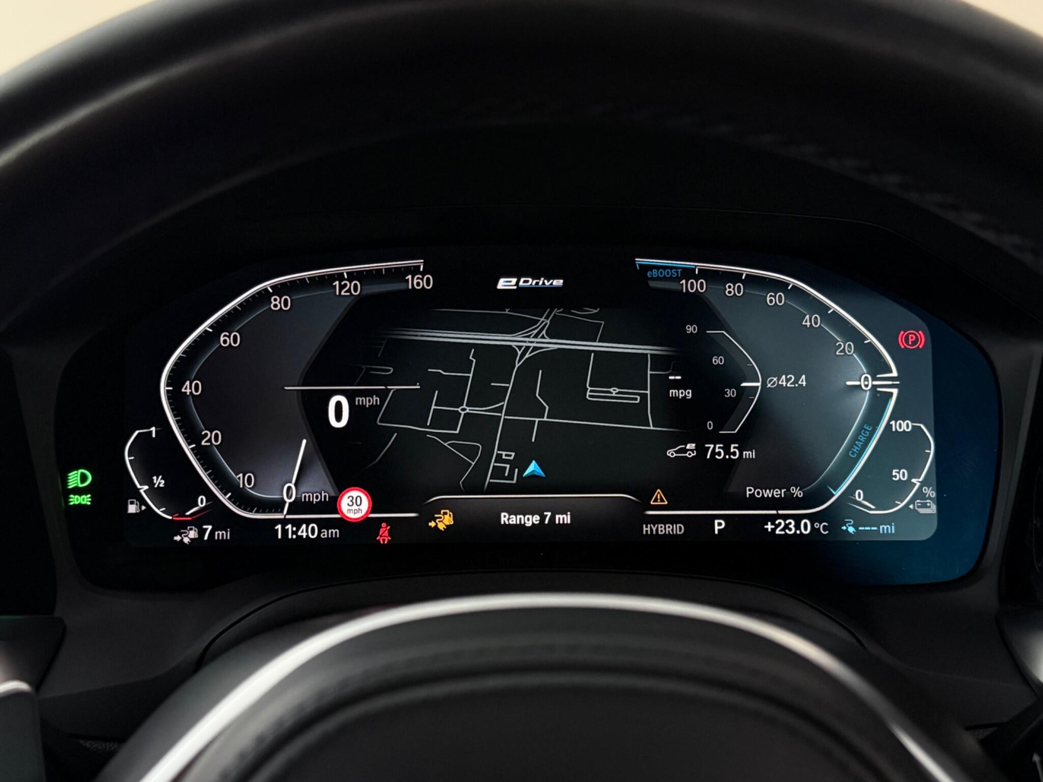 BMW 3 Series view 15