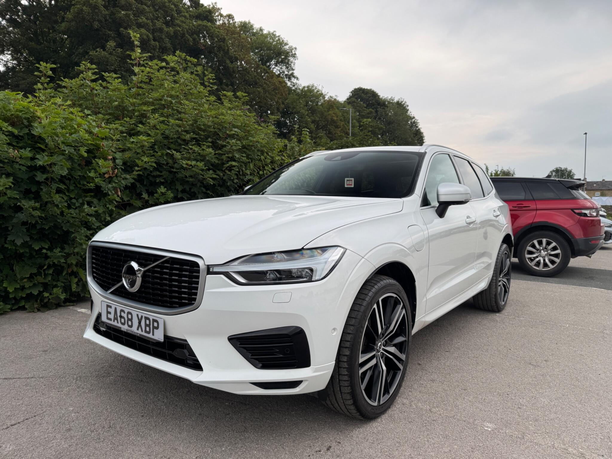 Volvo XC60 main image