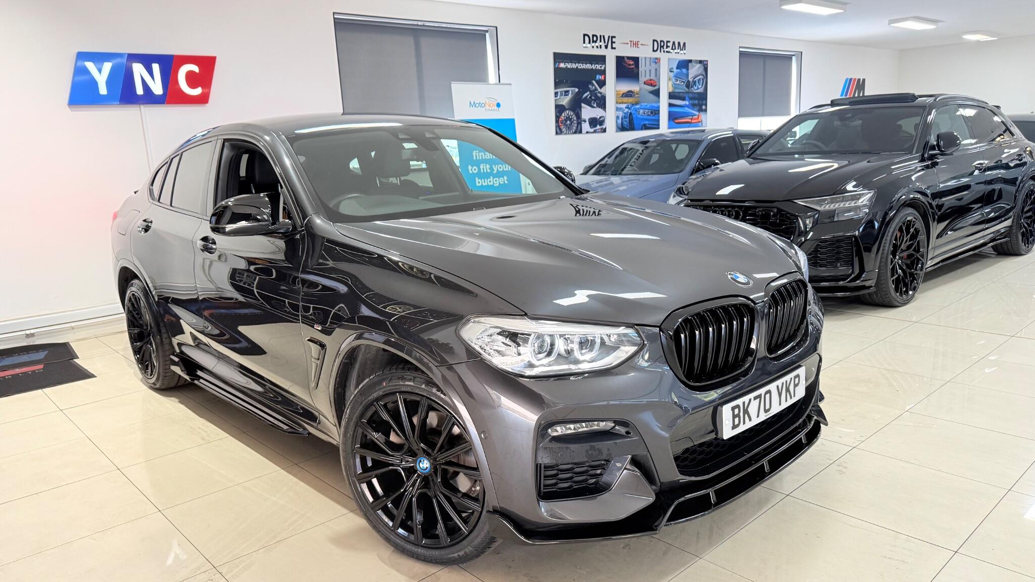 BMW X4 view 11