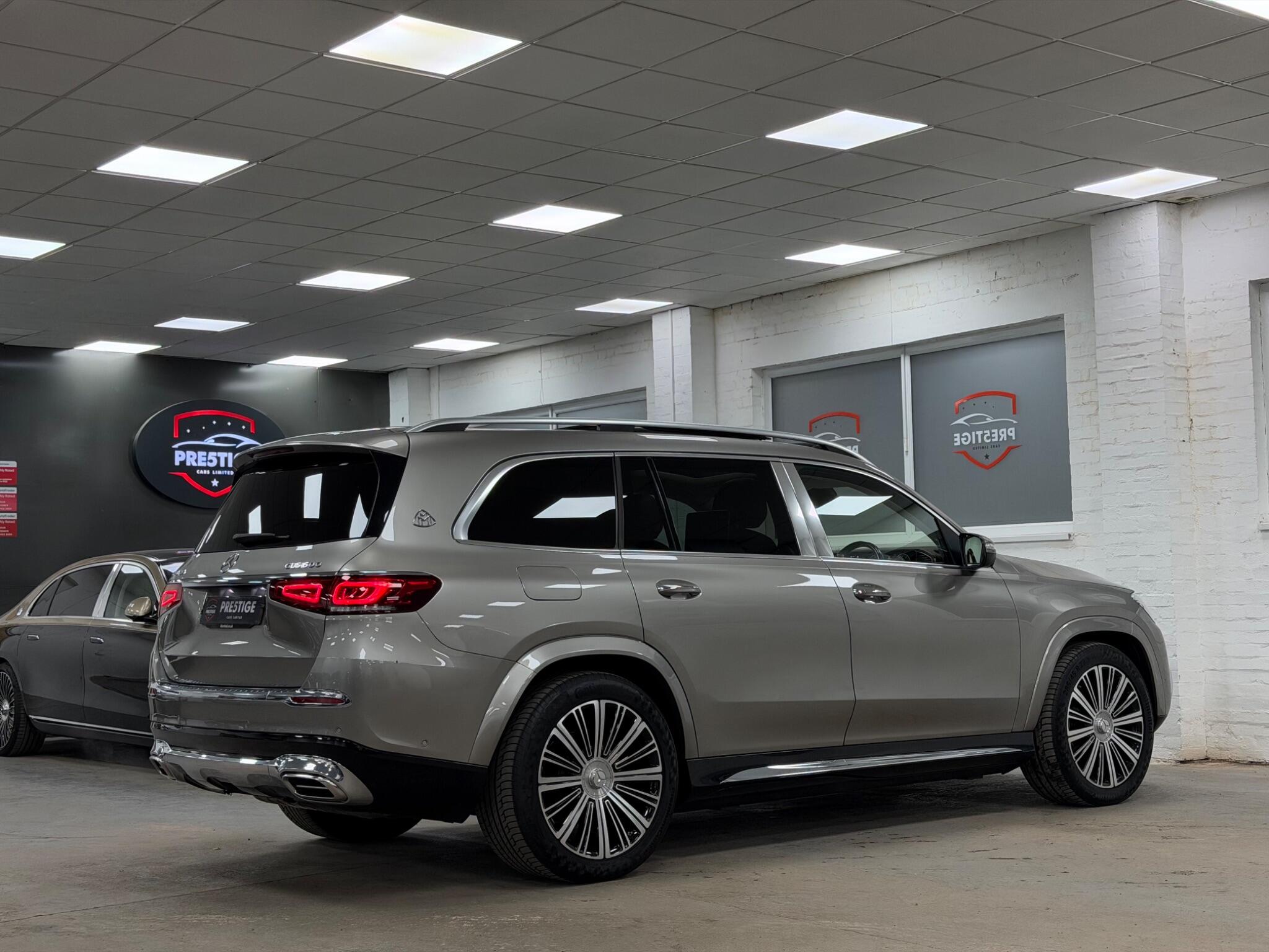 Mercedes-Benz GLS view 3