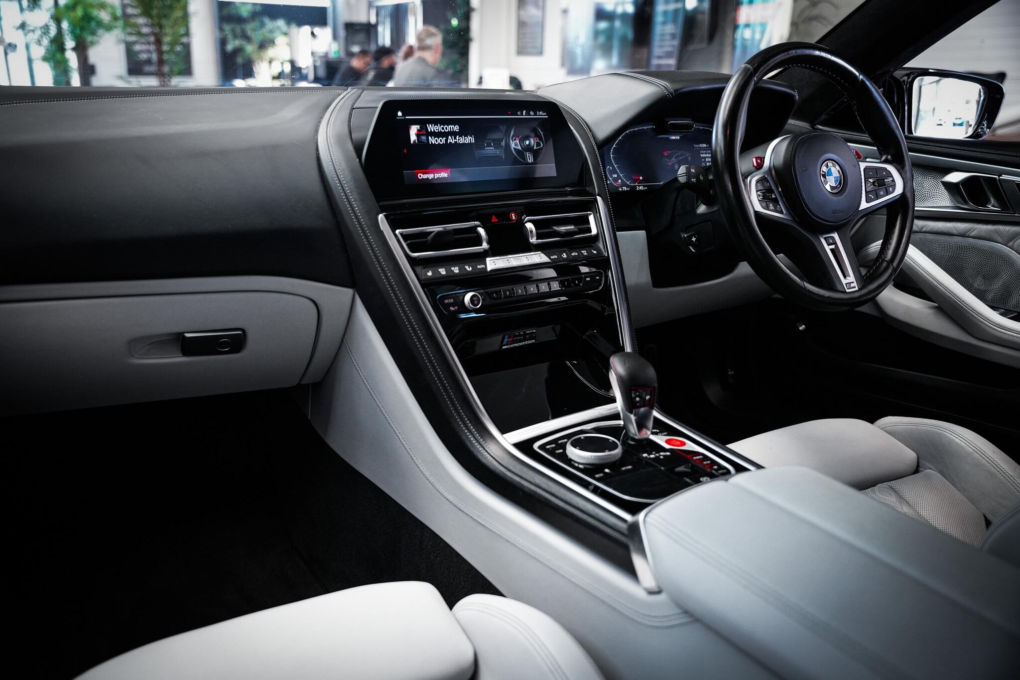 BMW M8 view 22