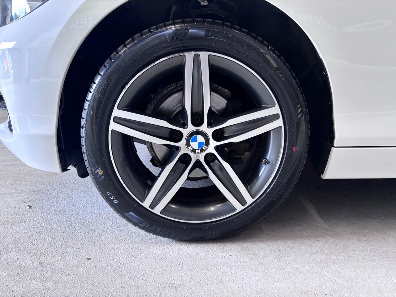 BMW 1 Series view 9
