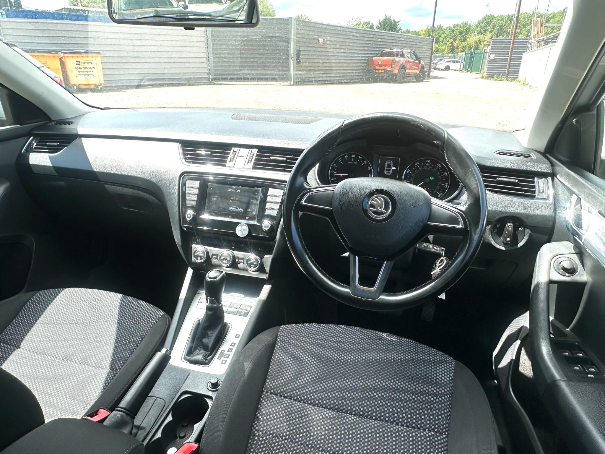 Skoda Octavia view 19