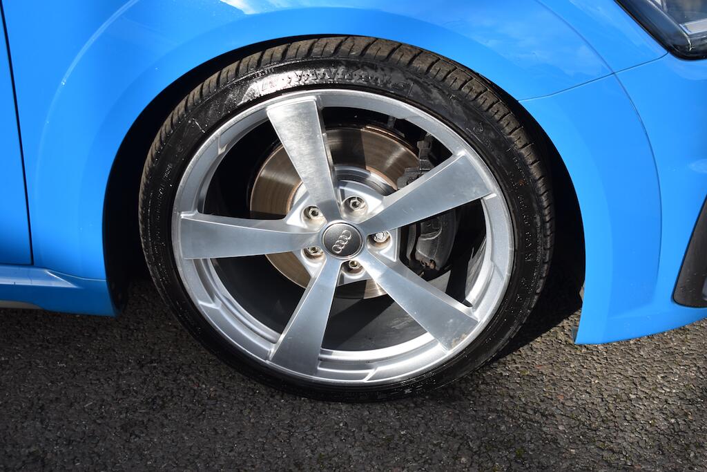 Audi TT view 57