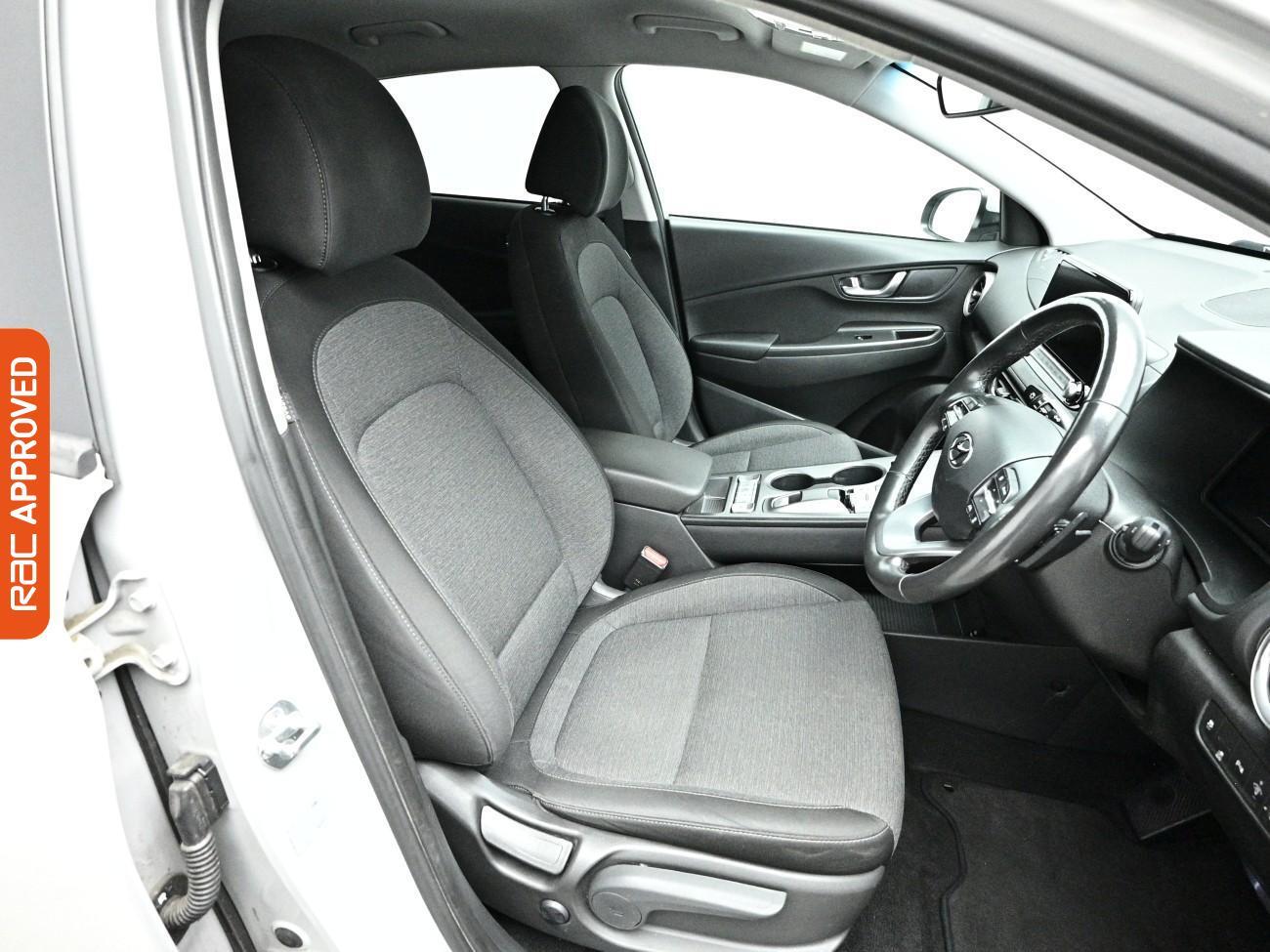 Hyundai Kona view 13
