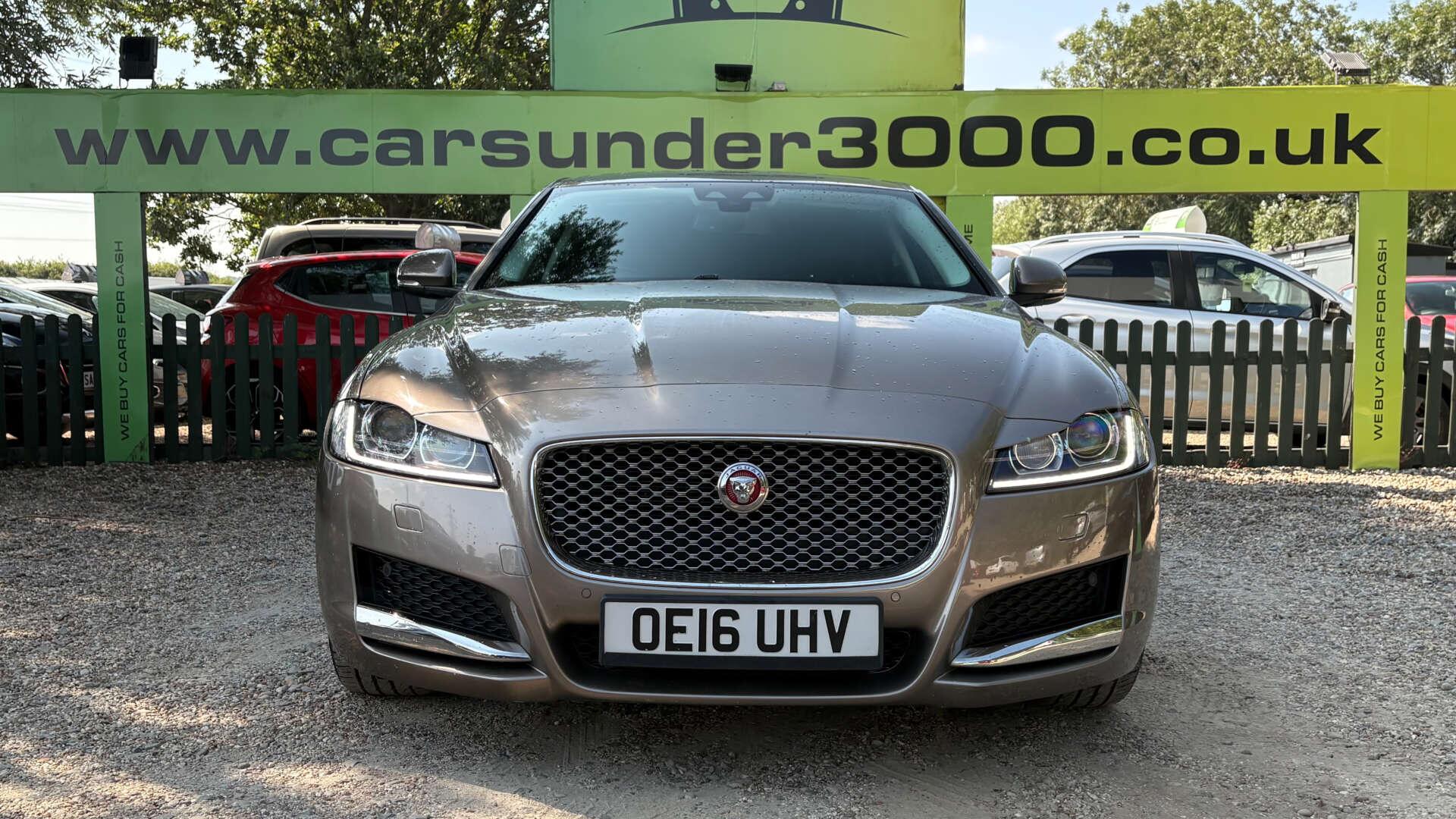 Jaguar XF view 2