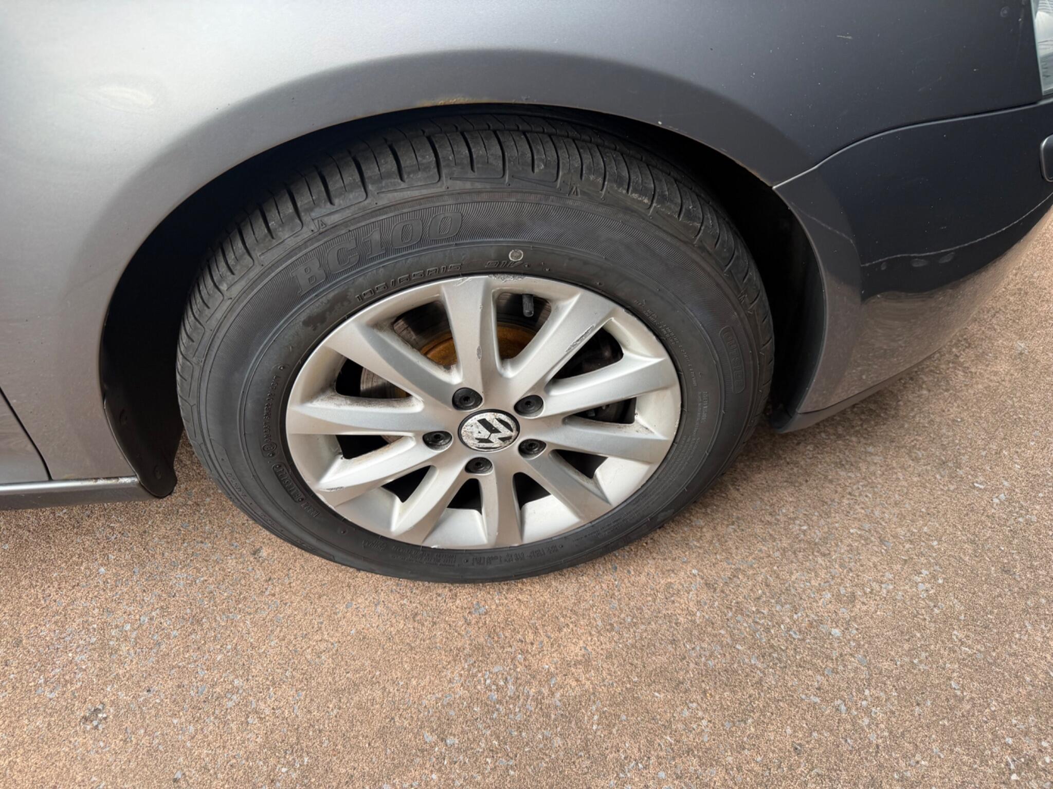Volkswagen Golf view 15