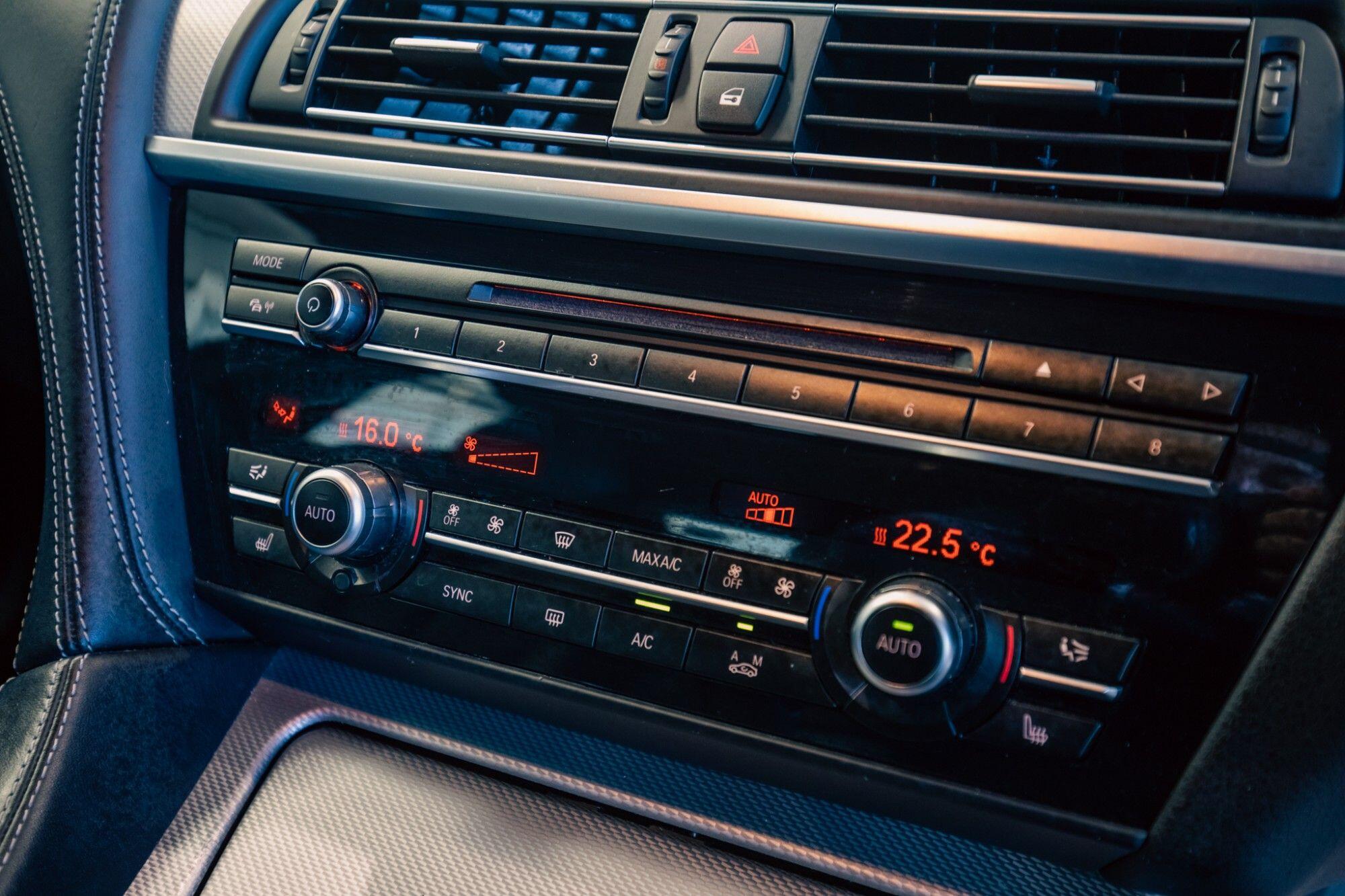 BMW 6 Series view 17