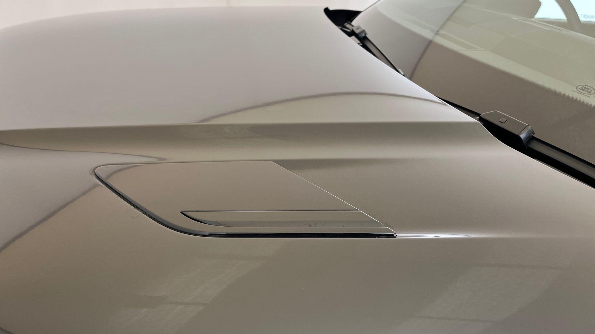 Land Rover Range Rover Sport view 28
