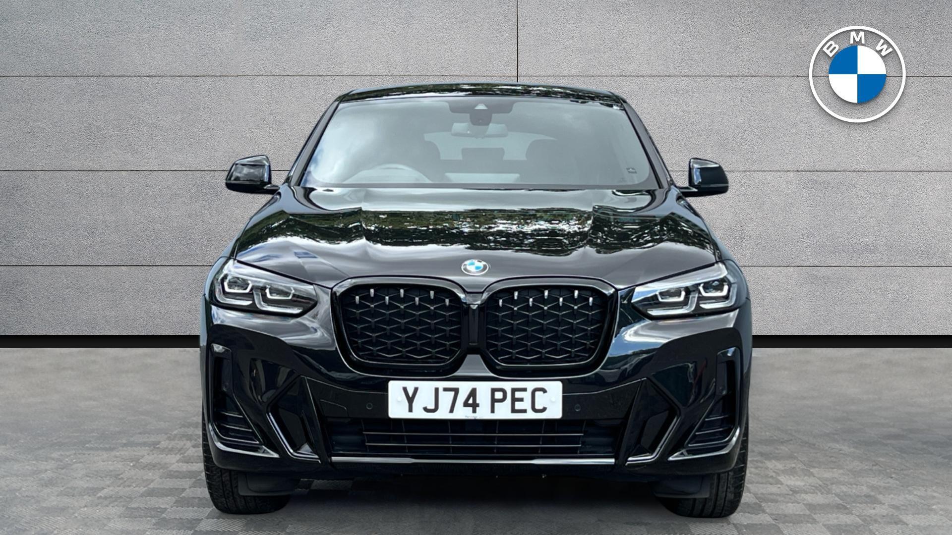 BMW X4 view 16
