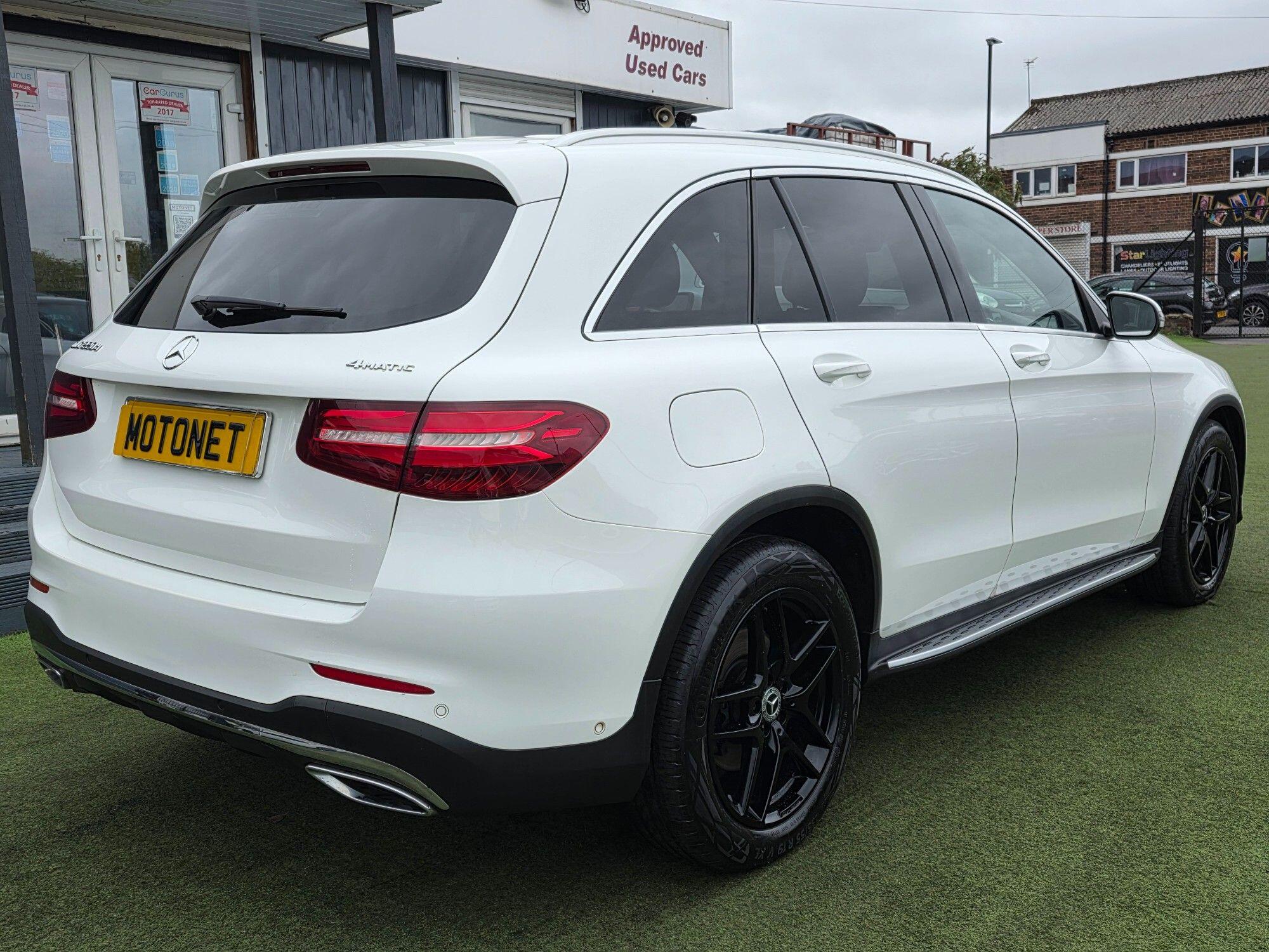 Mercedes-Benz GLC view 10