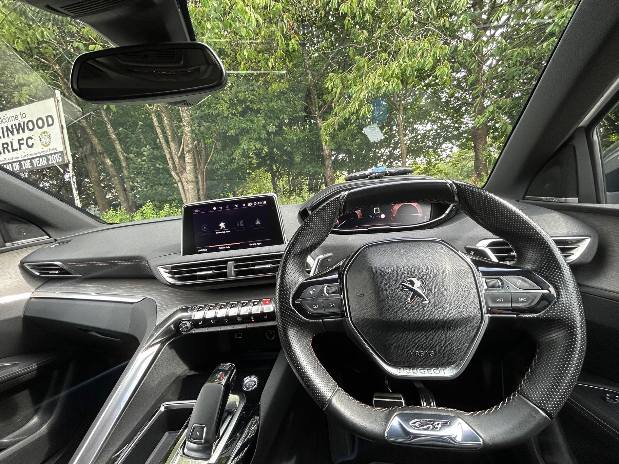 Peugeot 3008 view 13
